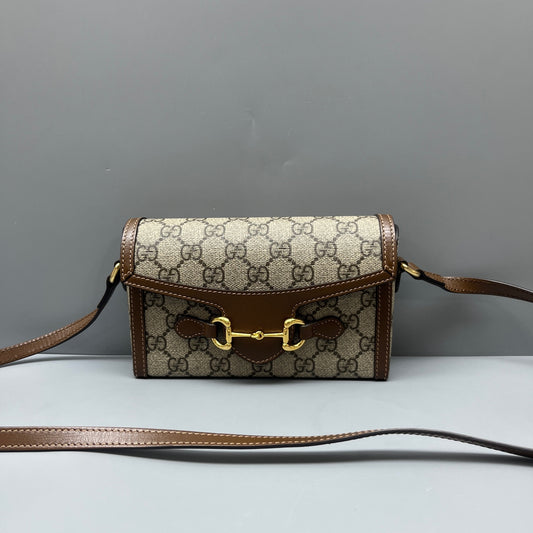 Gucci - Horsebit 1955 Horizontal Phone Bag - GG Supreme canvas with leather trim - Beige and Brown - (mini)