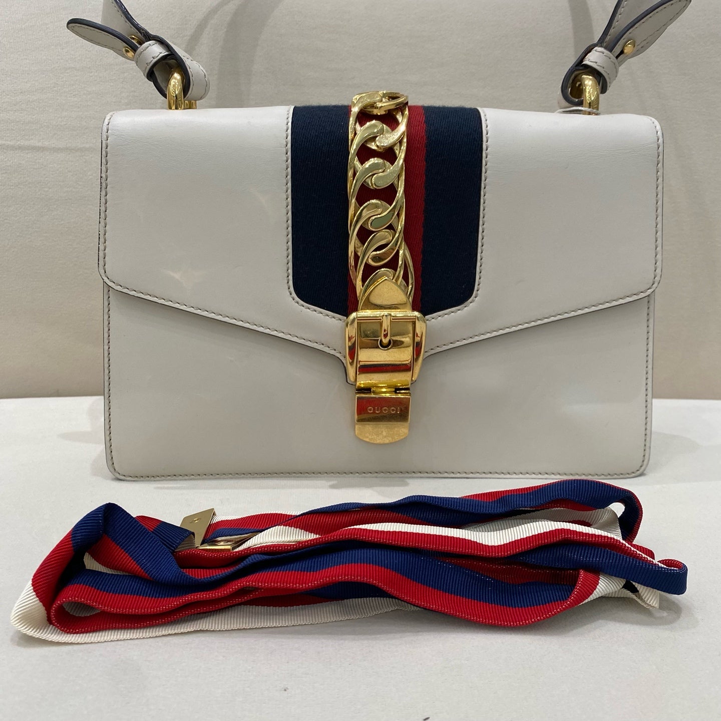 Gucci - Sylvie - Leather - White - (medium)