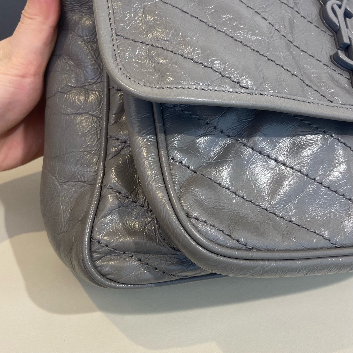 Saint Laurent - Niki Medium - Leather - Grey - (medium)
