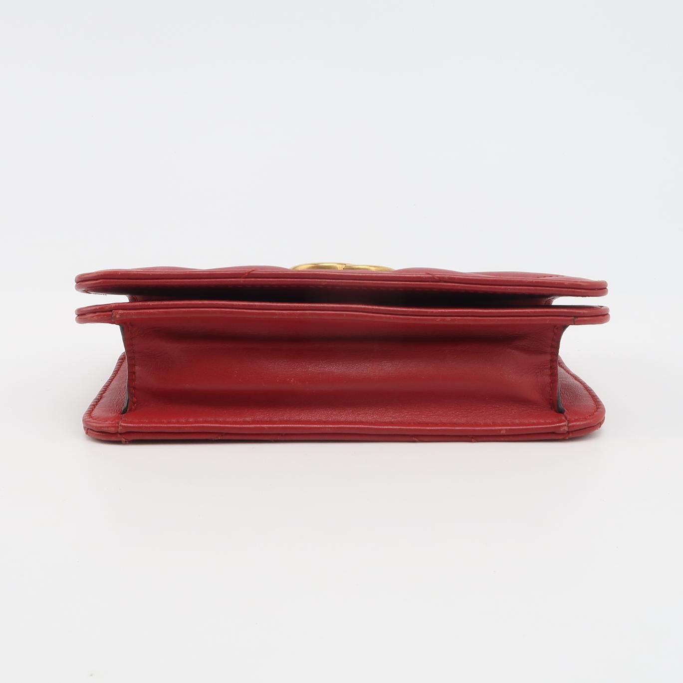Gucci - GG Marmont Matelassé Heart Wallet on Chain - Matelassé leather - Red with Gold-Tone Hardware - (mini)