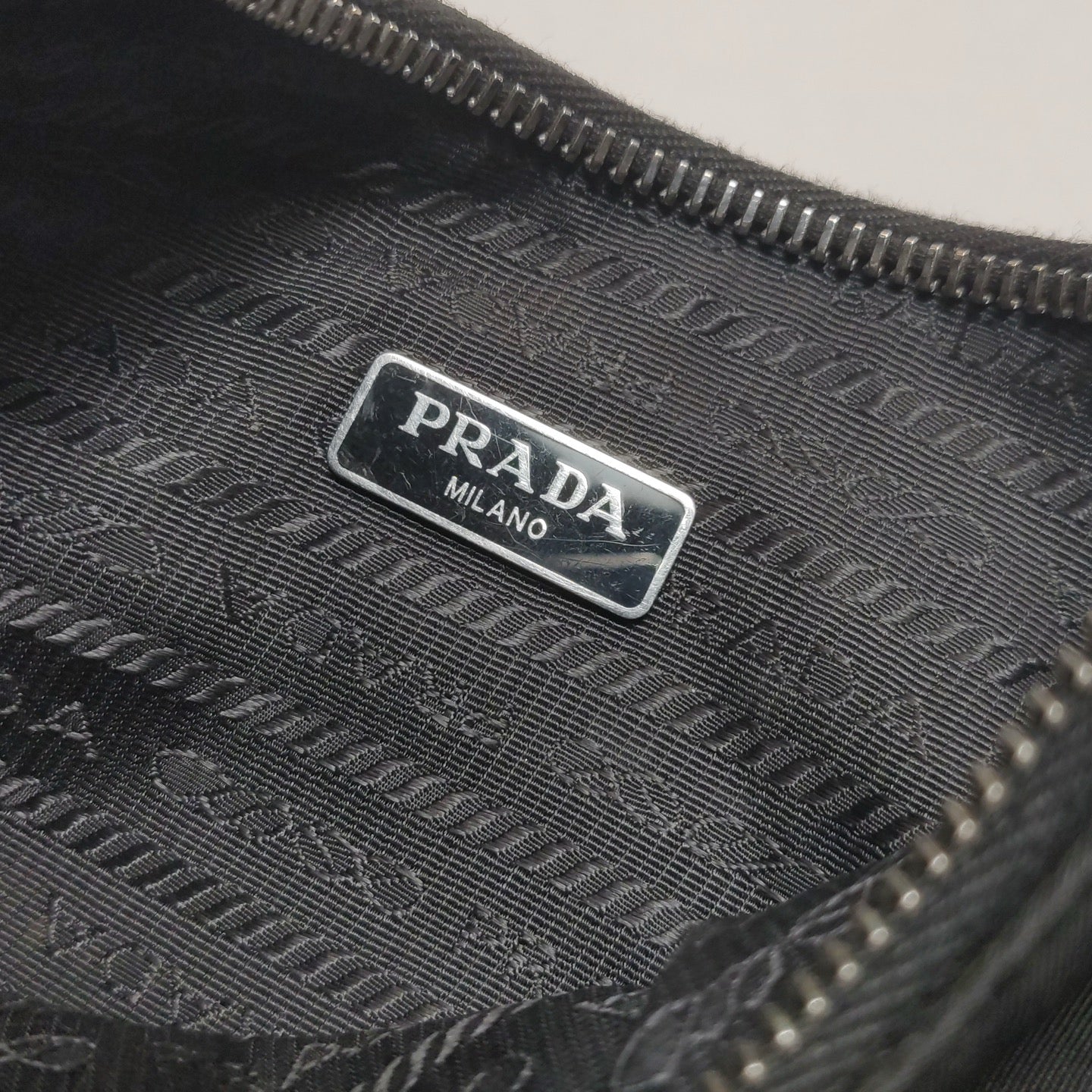 Prada - Re-Edition 2005 Shoulder Bag (1NE204_R064_F0632) - Re-Nylon fabric and Saffiano leather - Black - (Small)
