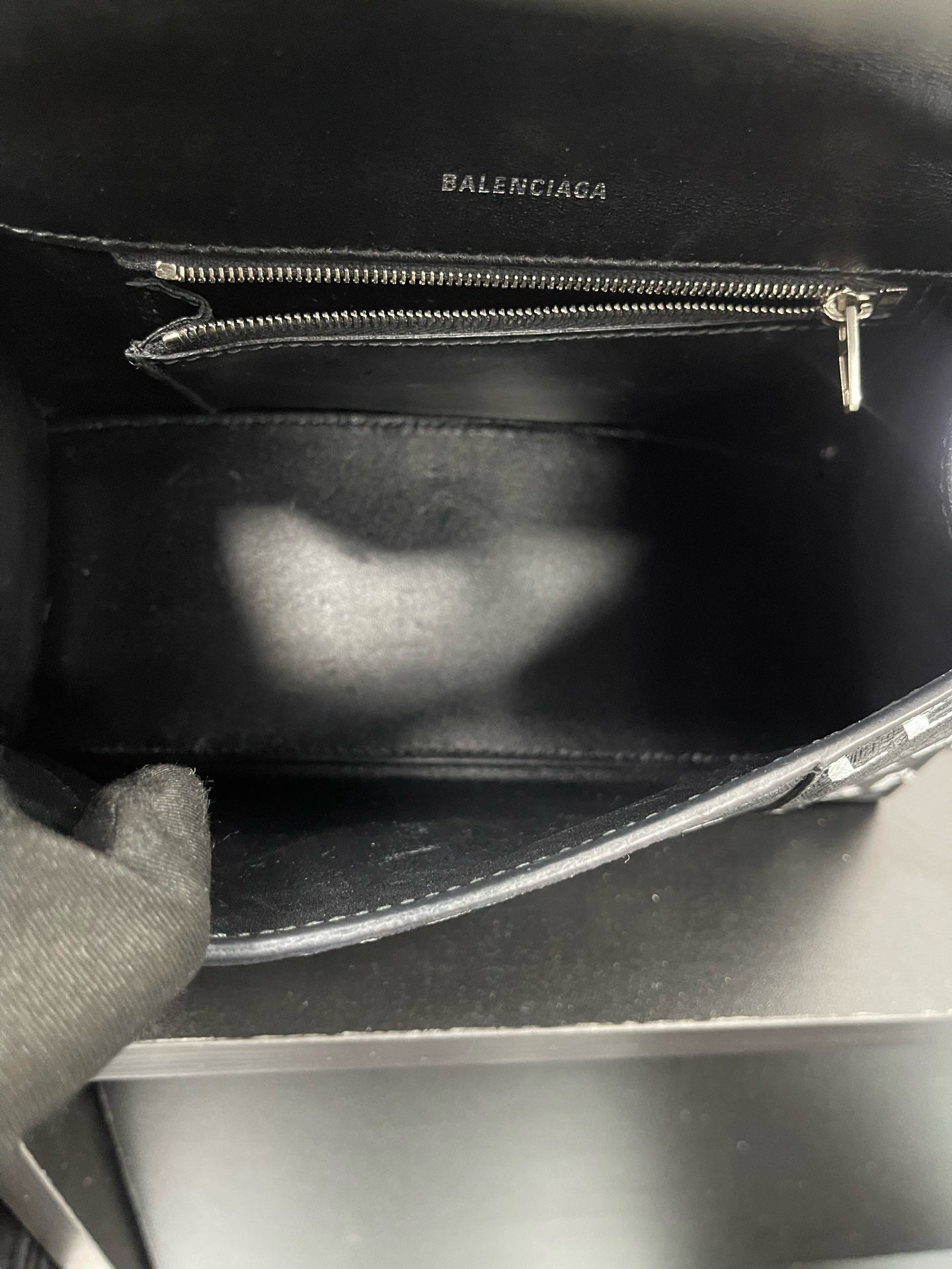 Balenciaga - Hourglass Top Handle Bag S - Coated canvas with leather trim - Black - (Small)