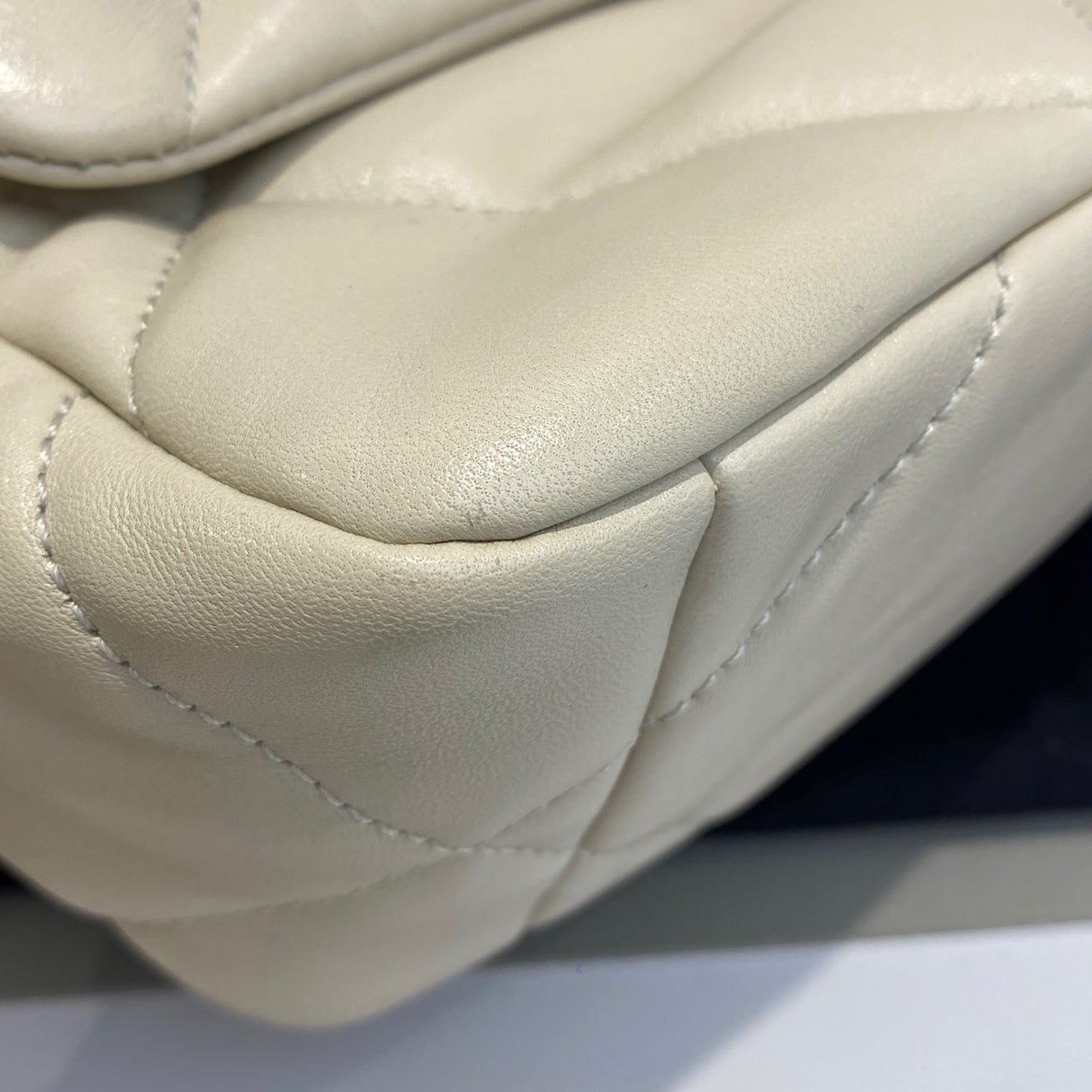 Chanel - 19 Bag Small - Lambskin leather - Beige - (small)