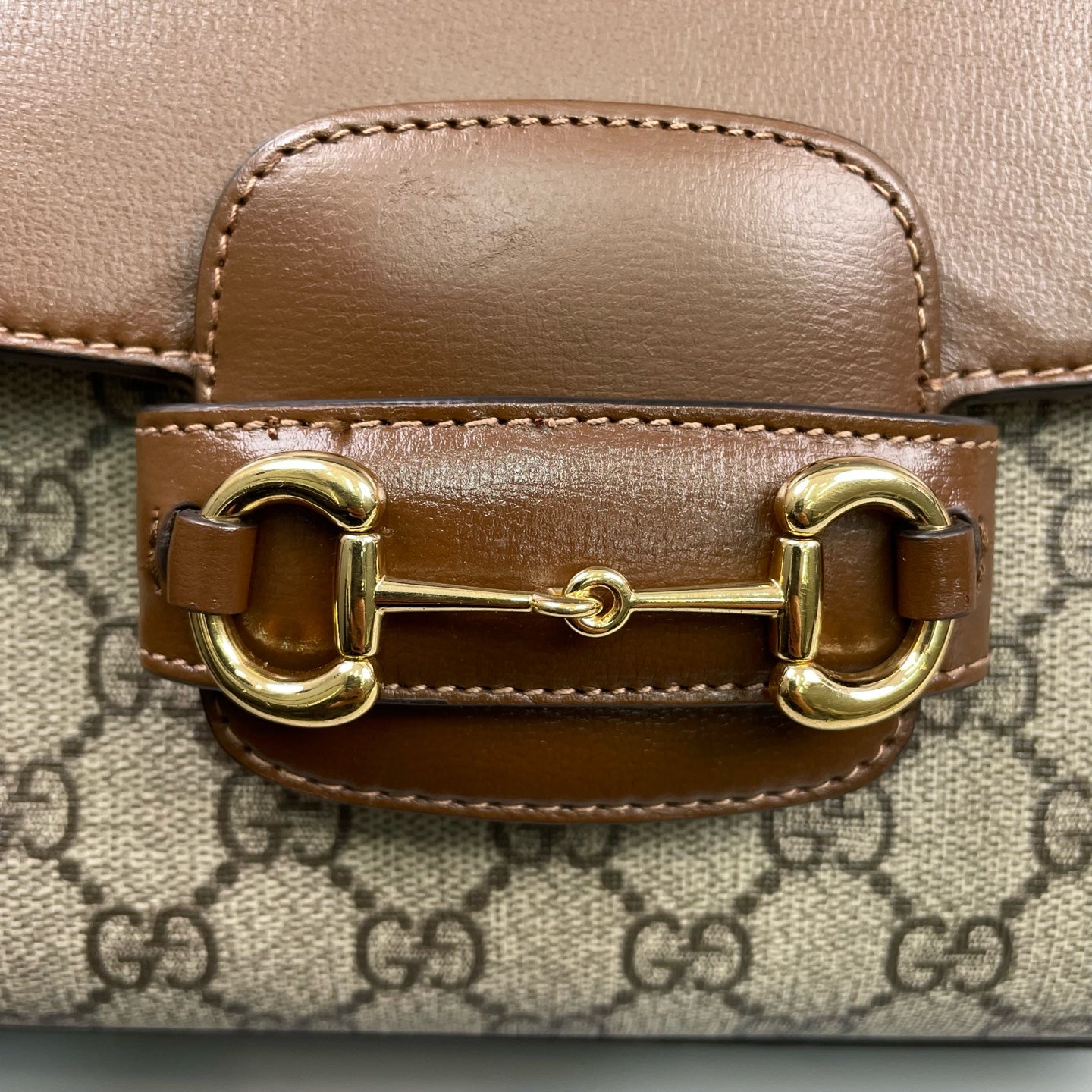 Gucci - Horsebit 1955 Messenger Bag - GG Supreme coated canvas with brown leather trim - Brown - (small)