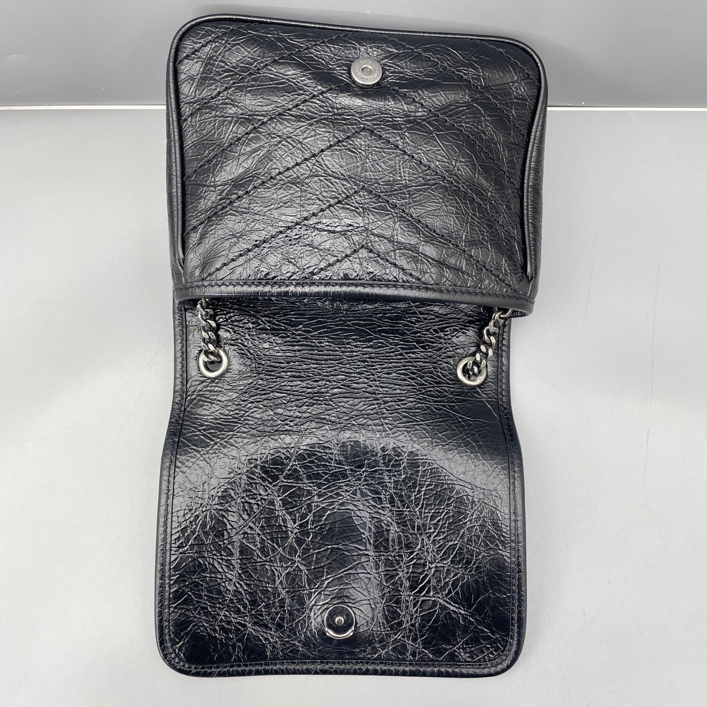 Saint Laurent - Niki Mini Chain Bag - Distressed calfskin leather - Black - (mini)