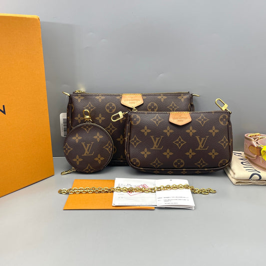 Louis Vuitton - Multi Pochette Accessoires - Monogram coated canvas with leather trim - Brown - (medium)