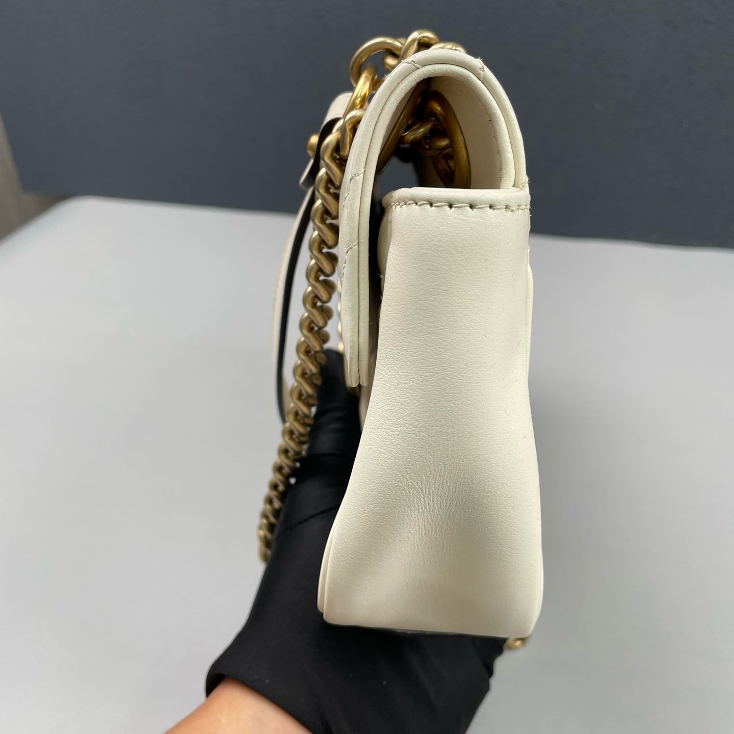 Gucci - GG Marmont Small Shoulder Bag - Leather - White - (Small)
