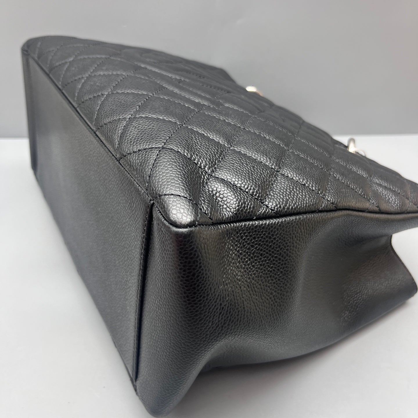 Chanel - GST Grand Shopping Tote - Caviar leather - Black - (Medium)