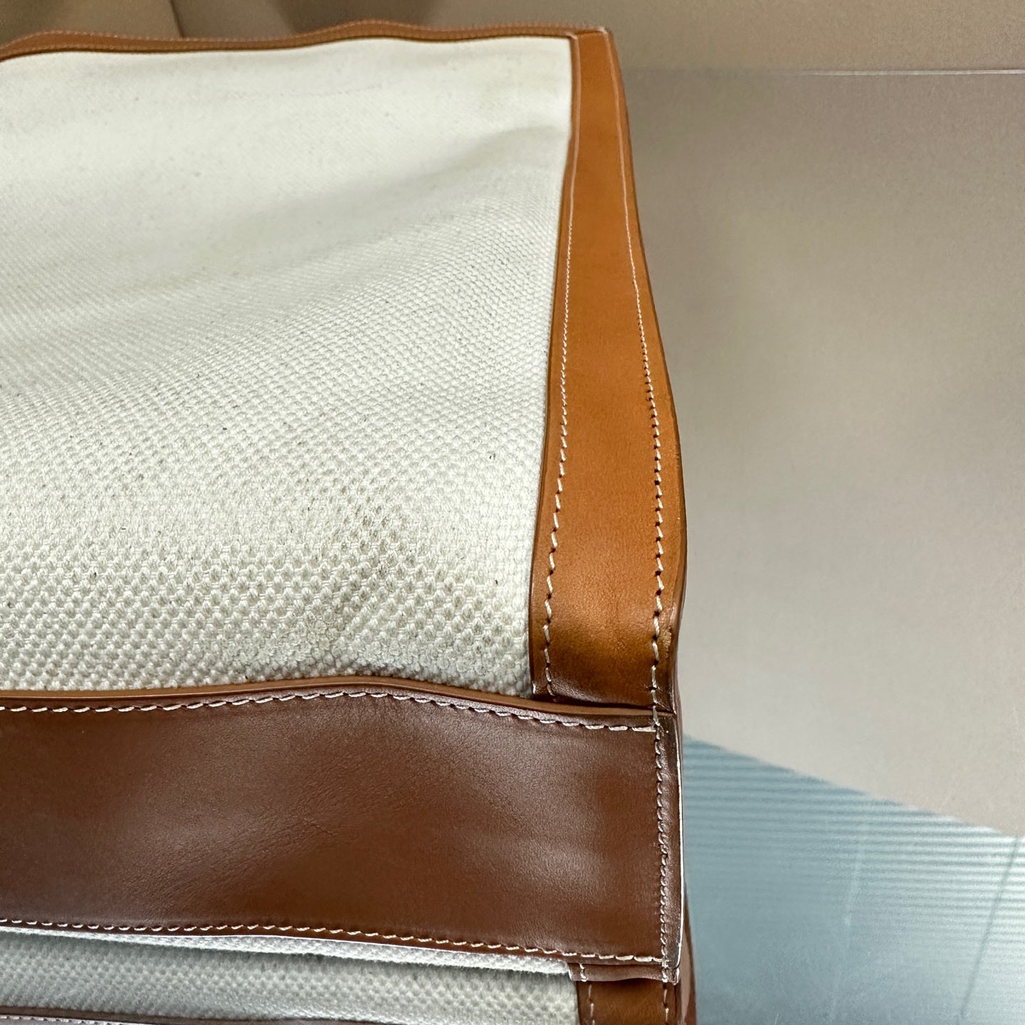Celine - Cabas - Canvas and Leather - White and Brown - (large)