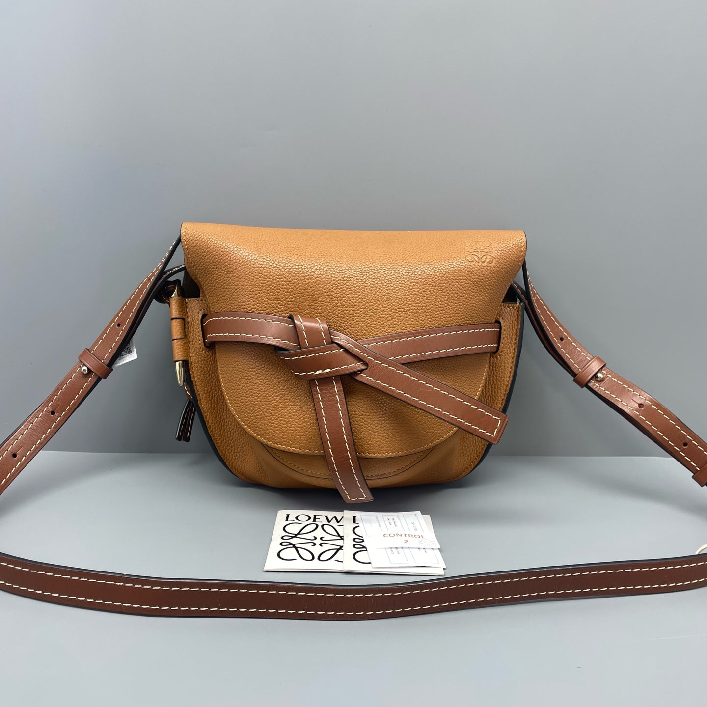 Loewe - Gate Small Saddle Bag - Grained calfskin leather - Caramel with contrasting brown accents - (Small)