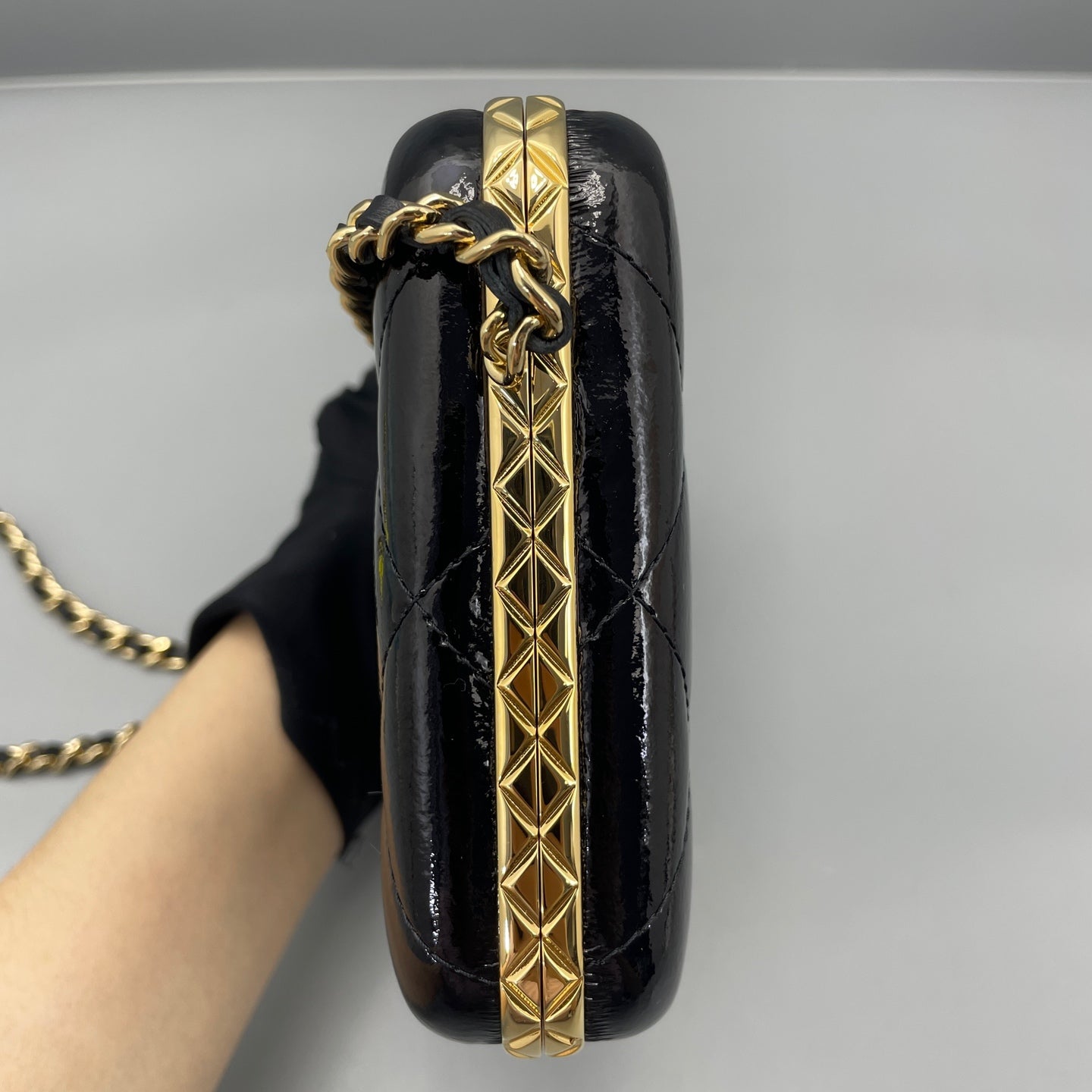Chanel - Chain Clasp Bag - Patent leather - Black - (Mini)