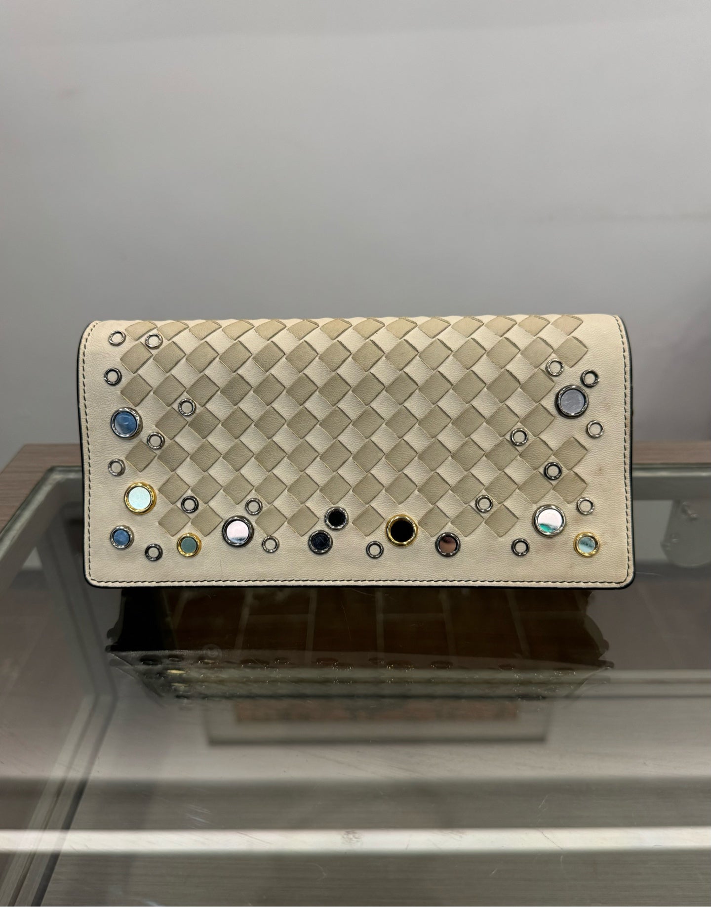 Bottega Veneta - Intrecciato Mirror Studs Wallet on Chain - Leather - White - (mini)