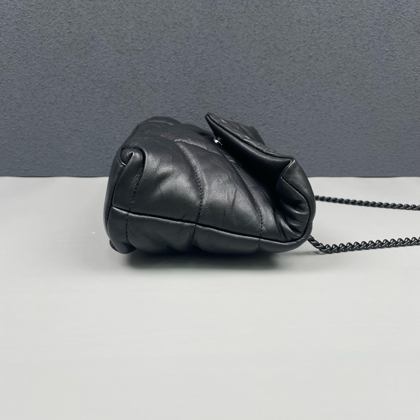 Saint Laurent - Loulou Puffer Mini - Leather - Black - (mini)