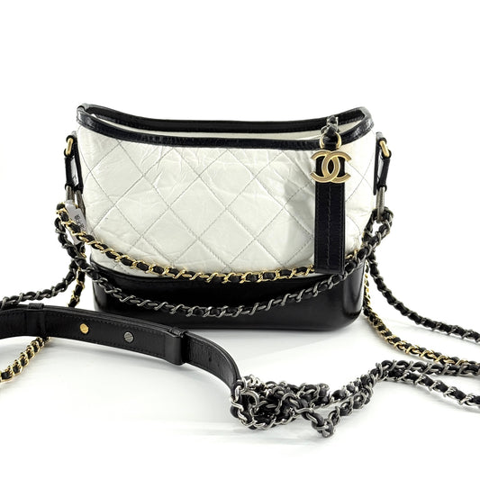 Chanel - Gabrielle Hobo Bag Small - Aged calfskin and smooth calfskin leather - White and Black - (Small)