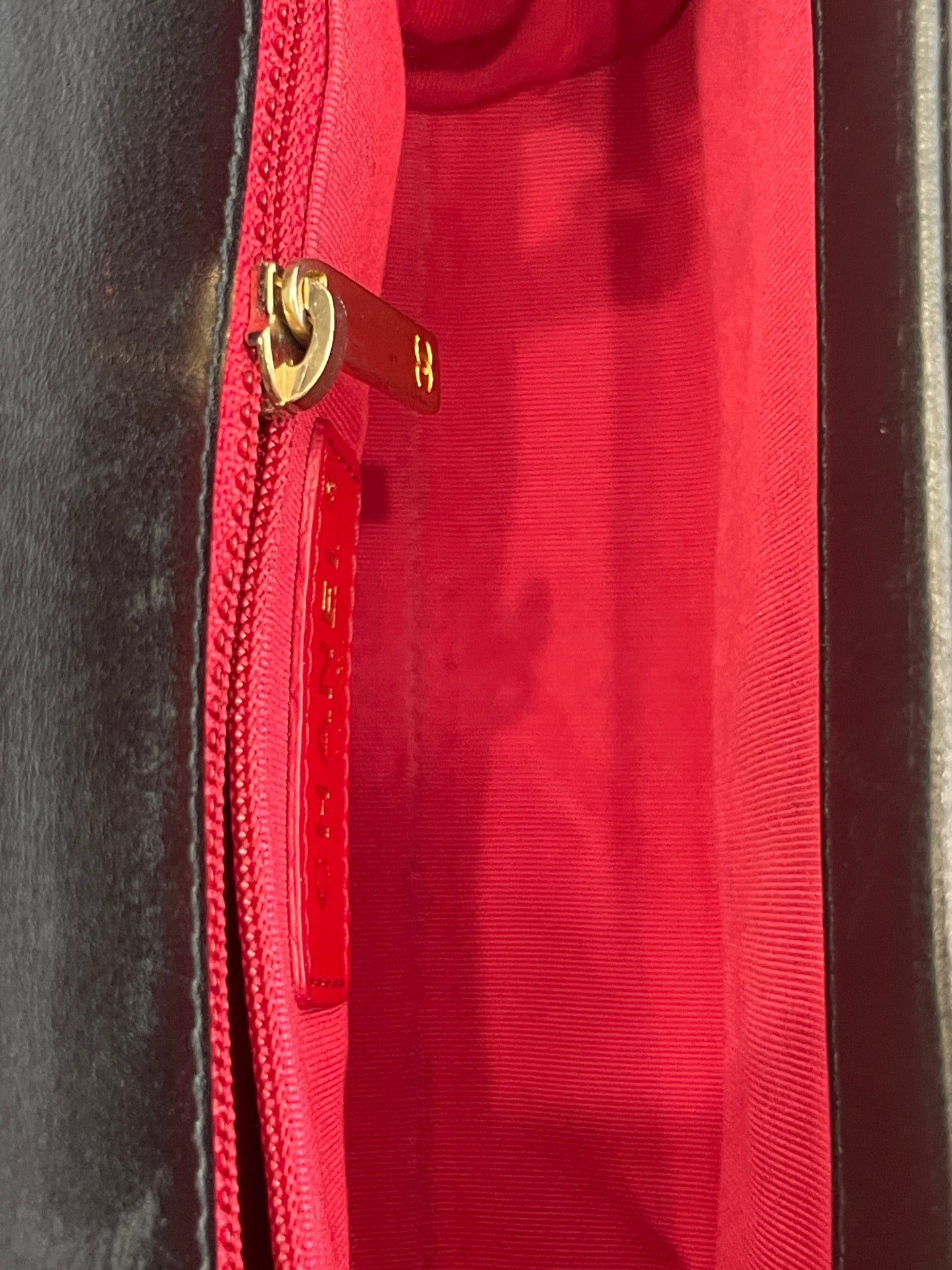 Chanel - Letter Logo Chain Flap Bag - Calfskin leather - Black - (small)