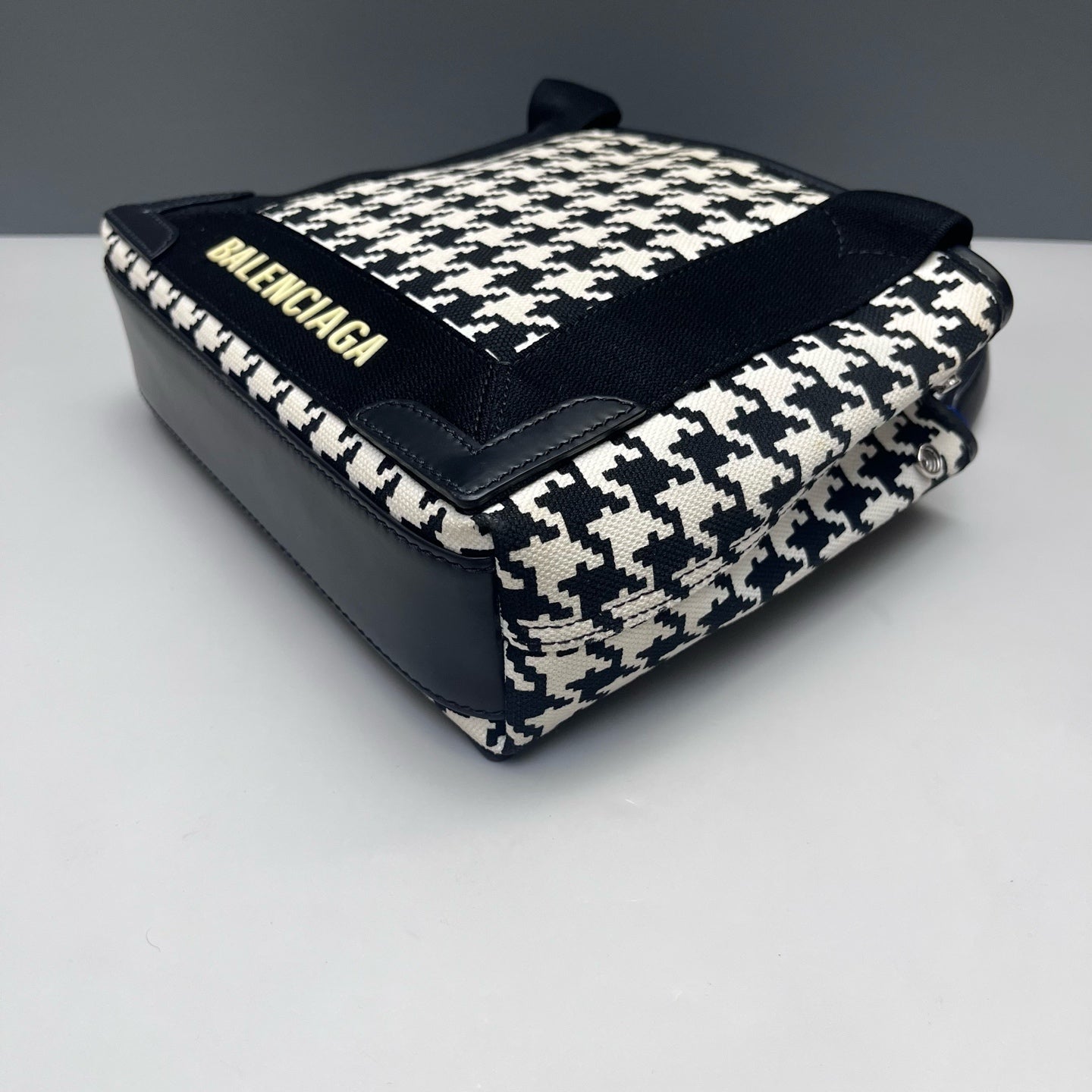 Balenciaga - Houndstooth Canvas Tote Crossbody Bag - Canvas and Leather - Black - (medium)