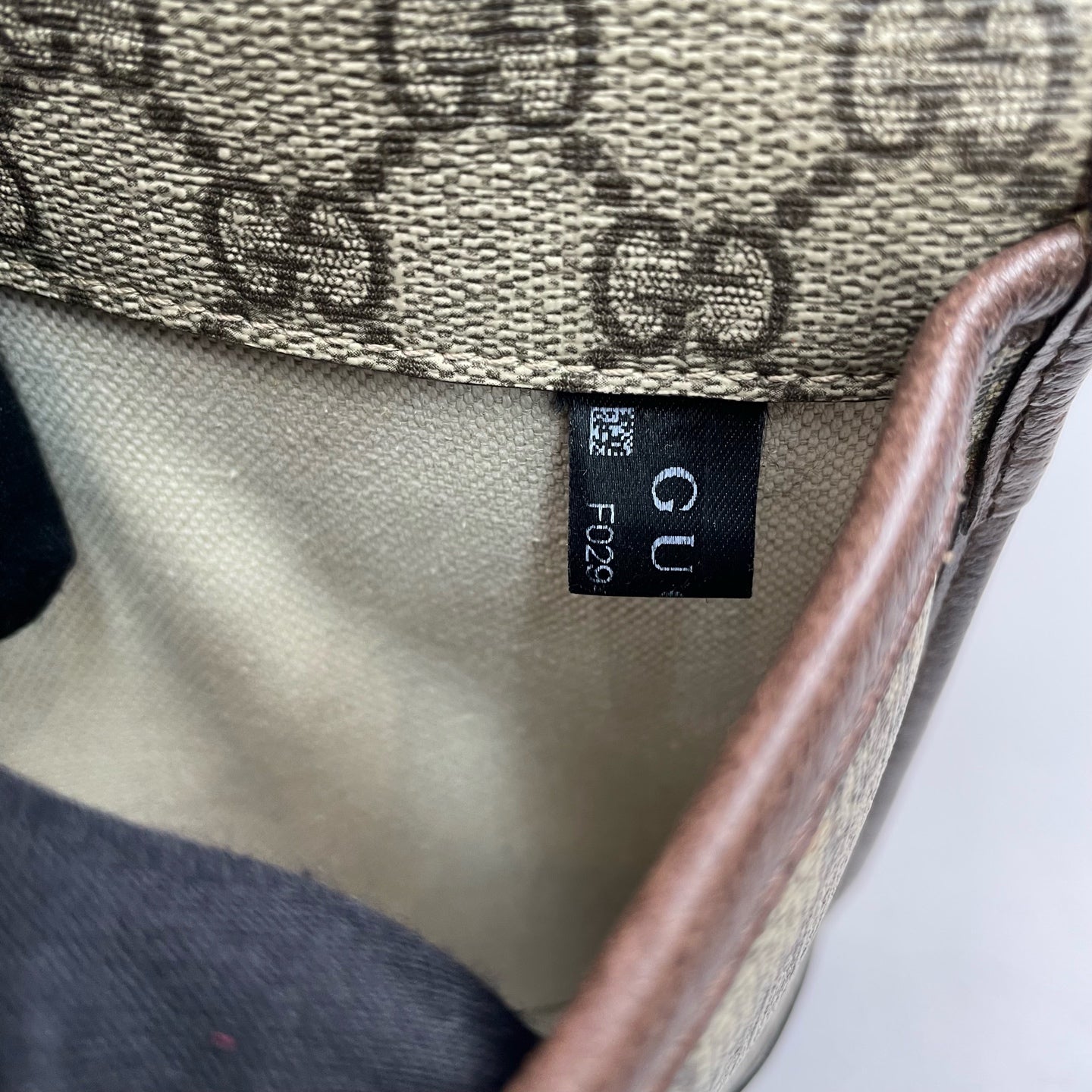 Gucci - Ophidia GG Supreme Tiger Head Belt Bag - GG Supreme coated canvas with leather trim and Web strap - Beige - (medium)