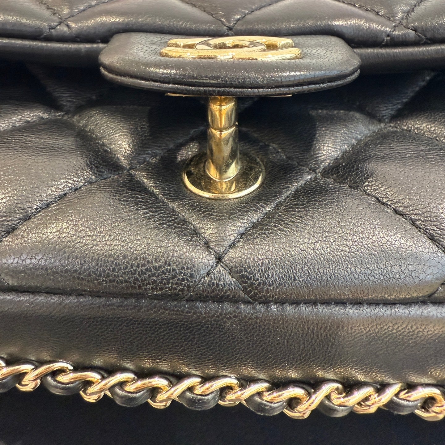Chanel - Mini Flap Bag with Pearl Chain - Lambskin leather - Black - (mini)