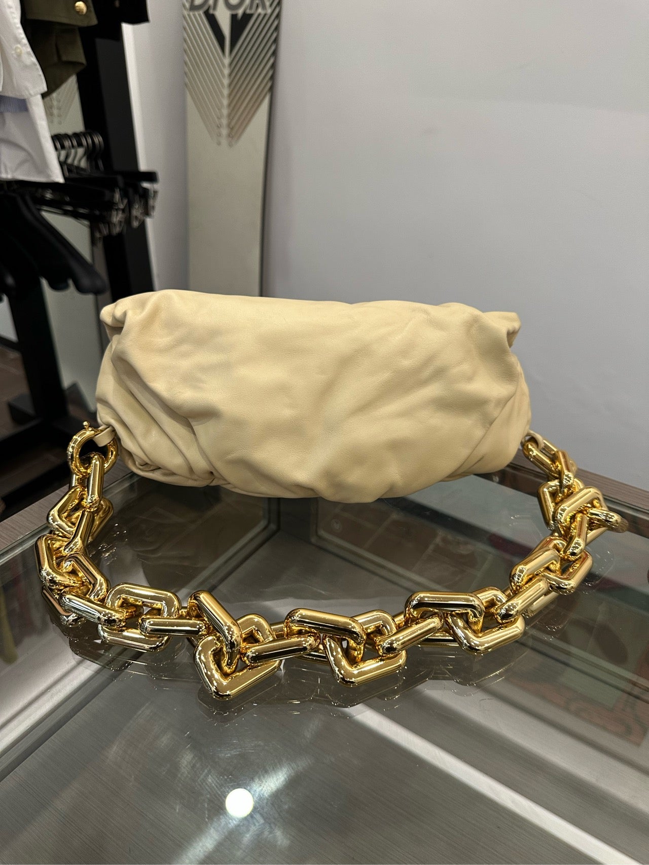 Bottega Veneta - The Chain Pouch - Leather - Beige - (medium)