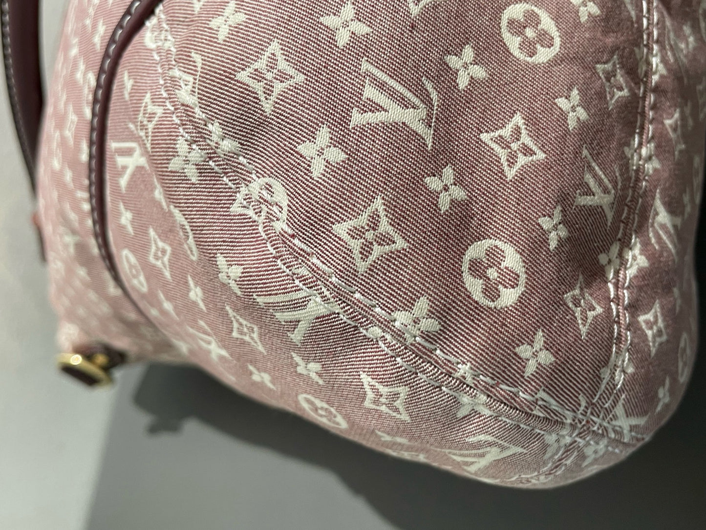 Louis Vuitton - Monogram Denim Framed Bag - Denim with leather trim - Raspberry with Burgundy accents - (Medium)