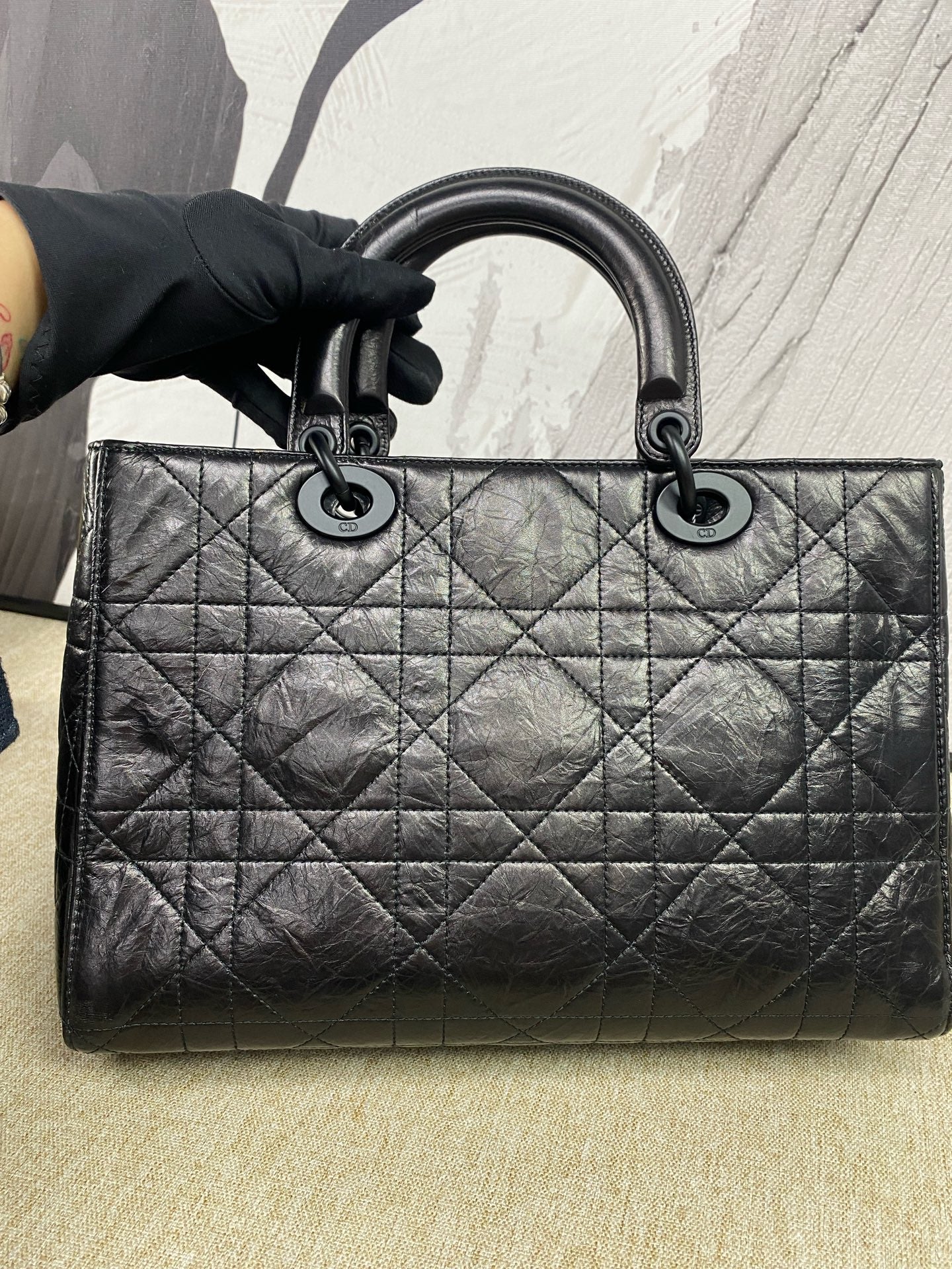 Dior - Lady D-Sire Medium - Wrinkled oil wax leather - Black - (Medium)