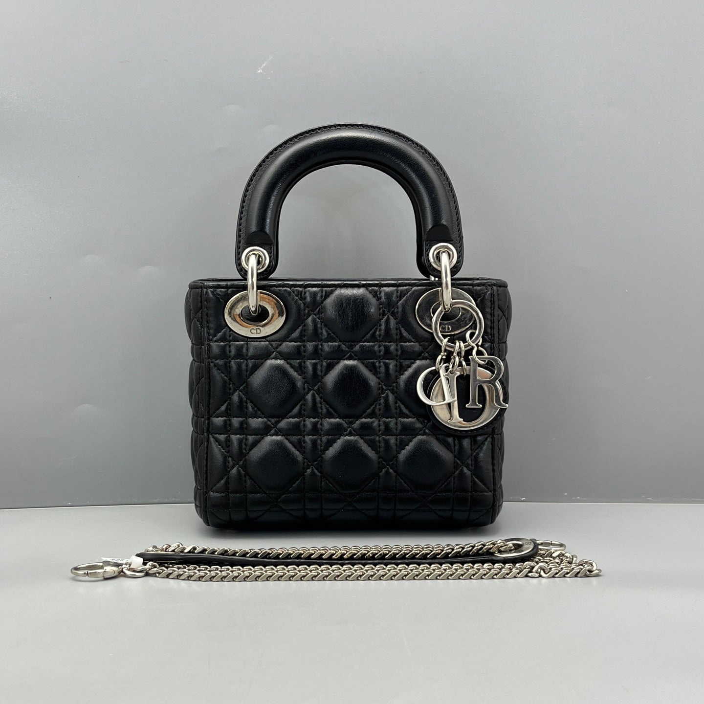 Dior - Lady Dior - Lambskin leather - Black - (mini)