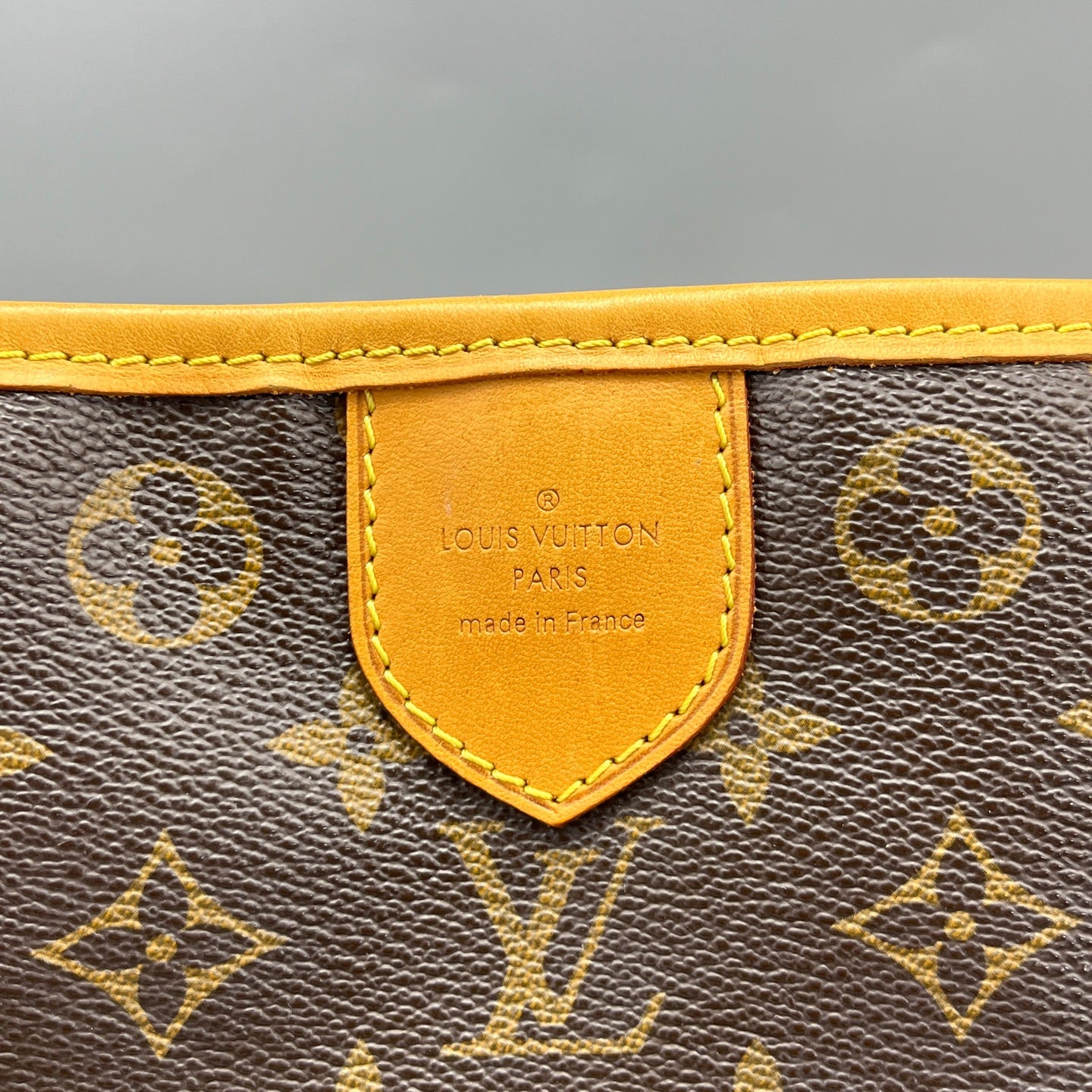 Louis Vuitton - Graceful PM - Monogram coated canvas with Vachetta leather trim - Brown - (small)