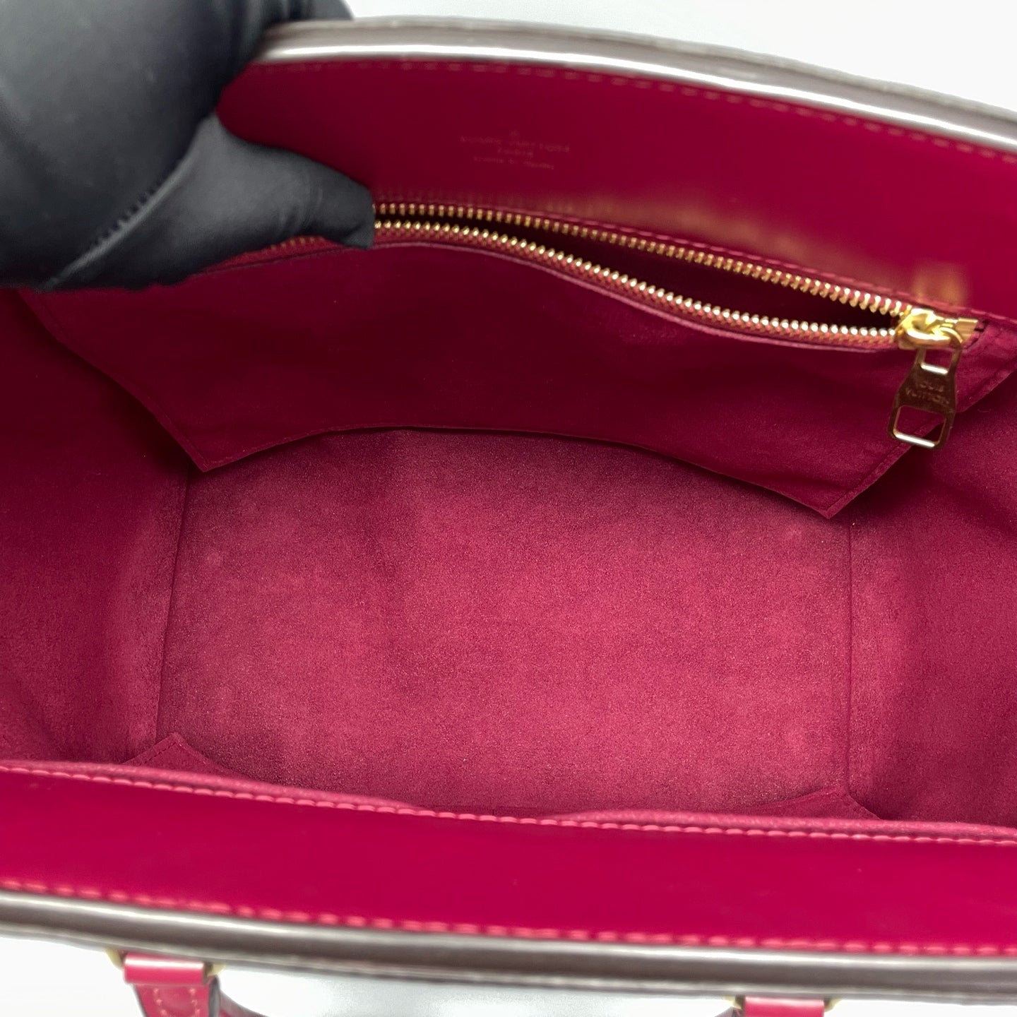 Louis Vuitton - Phenix PM - Monogram coated canvas with fuchsia leather trim - Brown and Fuchsia - (medium)