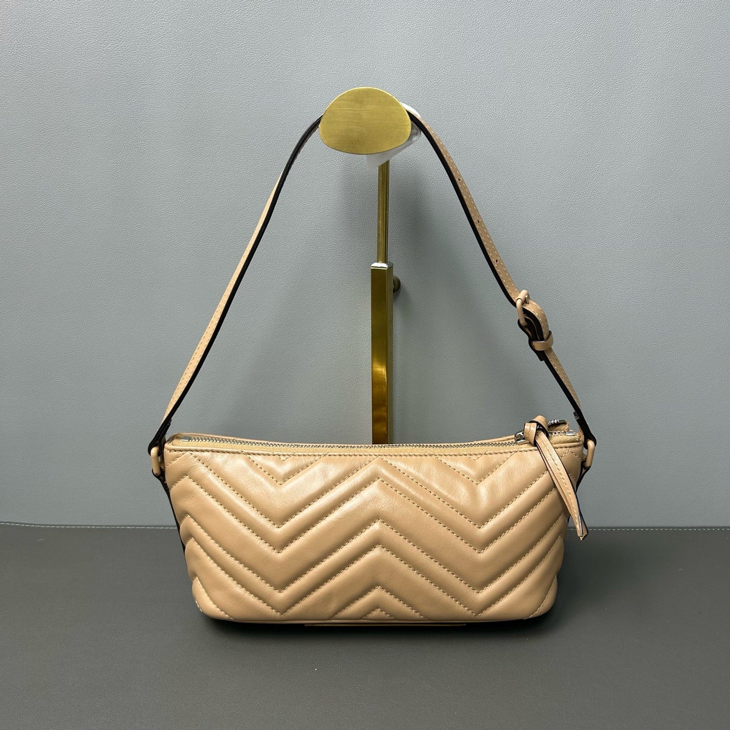 Gucci - GG Marmont Shoulder Bag - Leather - Beige - (Small)