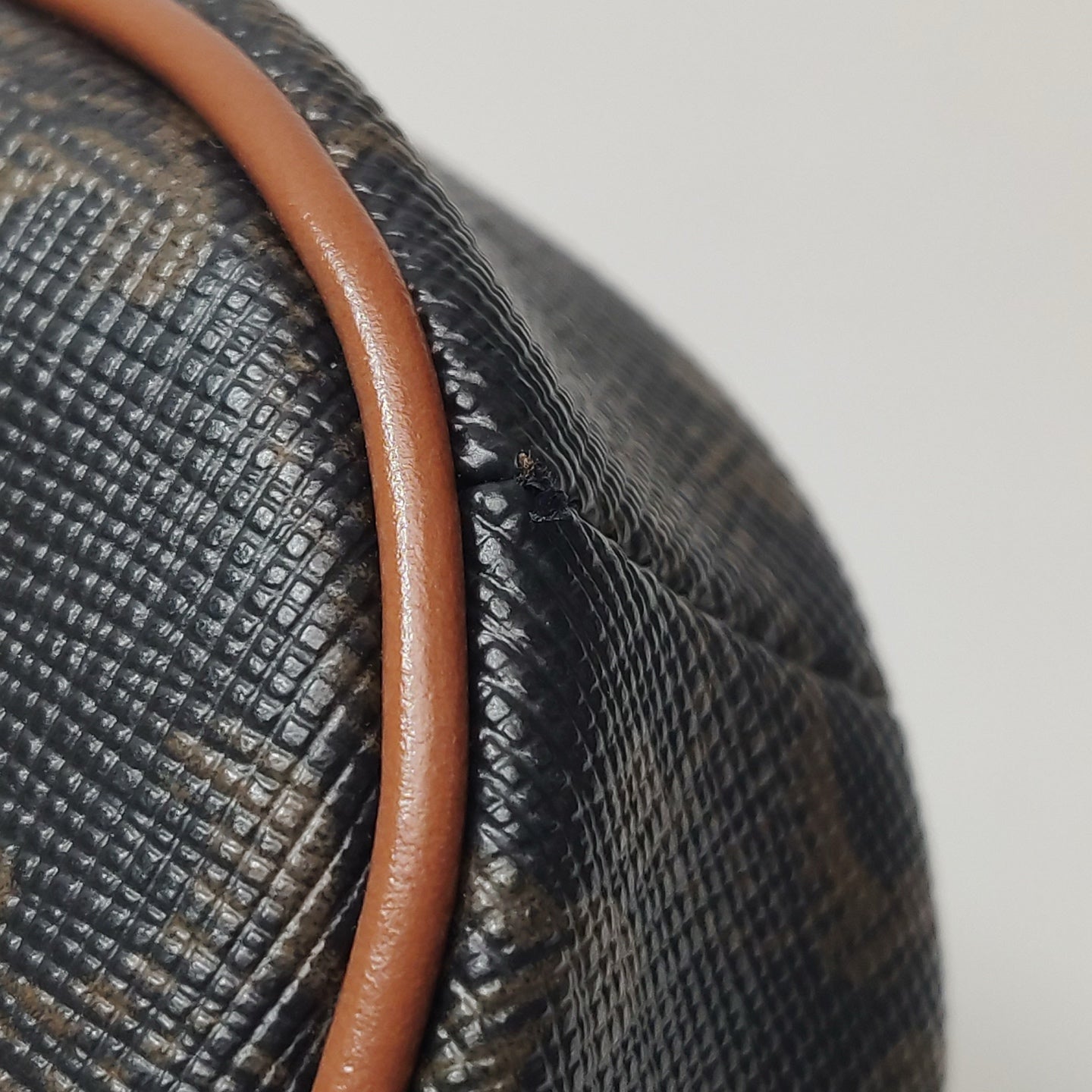 Celine - Triomphe Canvas Triangle Bag - Triomphe Canvas with Calfskin Leather trim - Brown - (mini)
