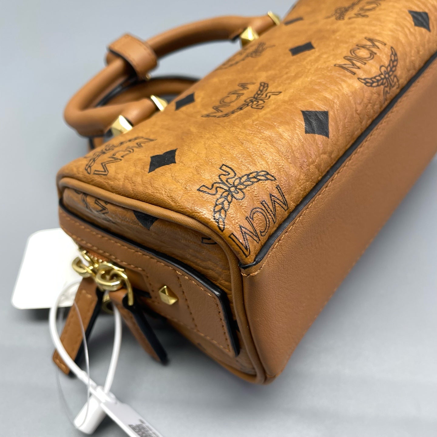 MCM - Boston Mini Bag - Visetos monogrammed leather with leather trim - Cognac brown - (mini)