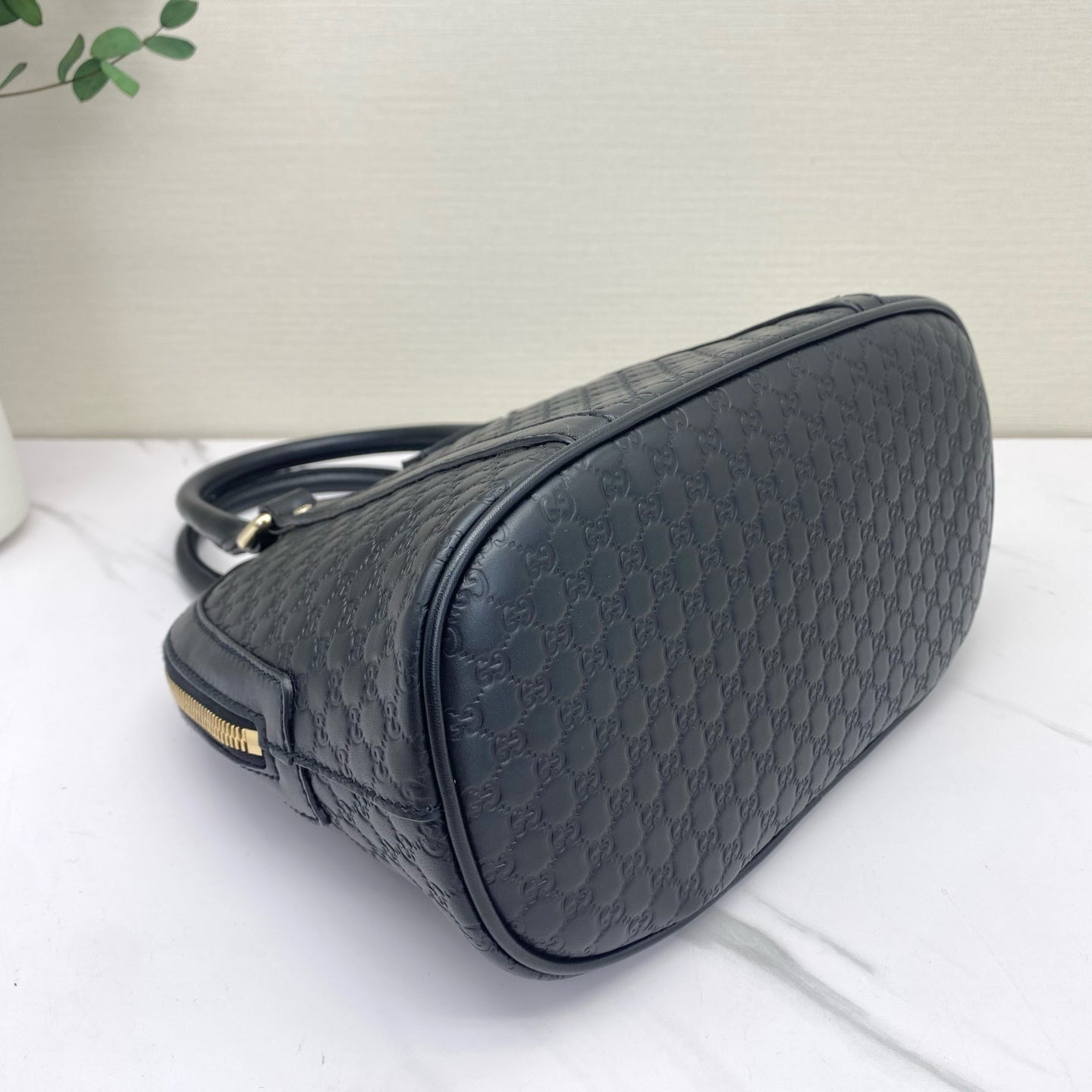 Gucci - Guccissima Dome Bag Small - Leather - Black - (small)