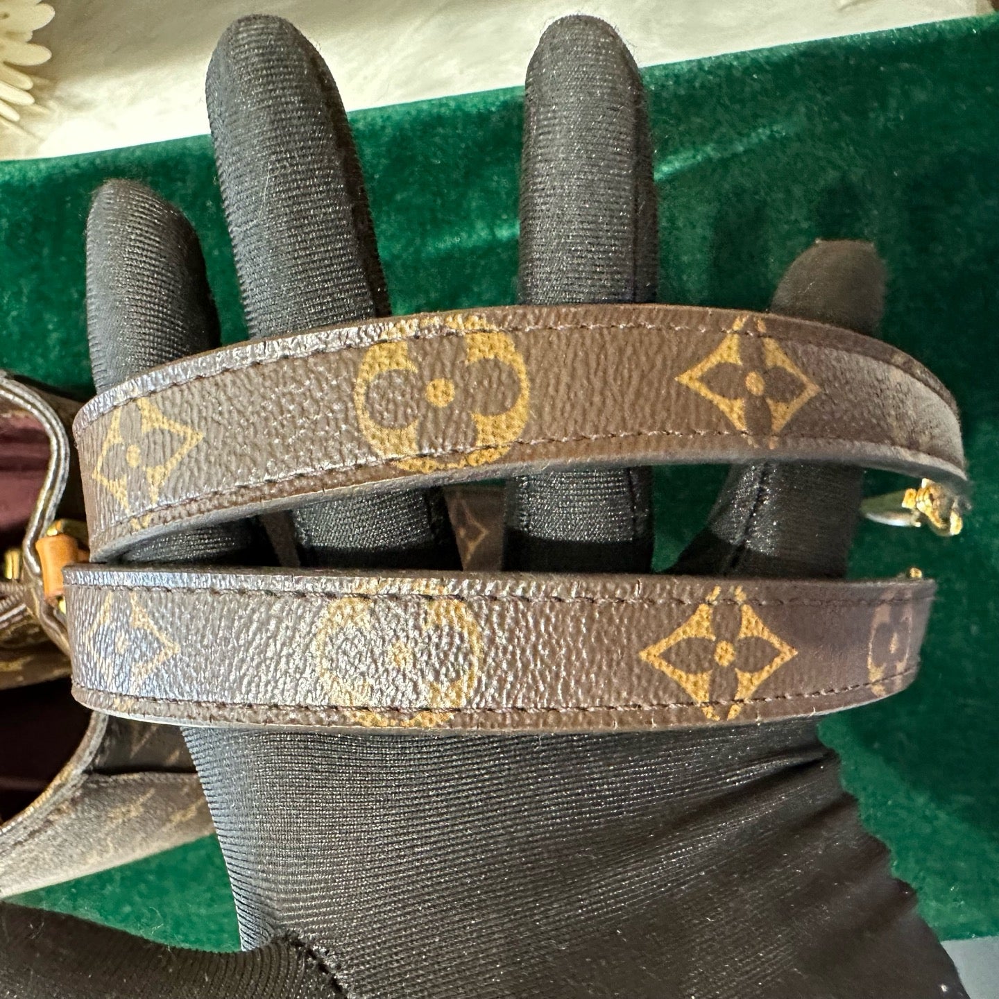 Louis Vuitton - Montaigne BB - Monogram coated canvas and Vachetta leather - Brown - (Small)