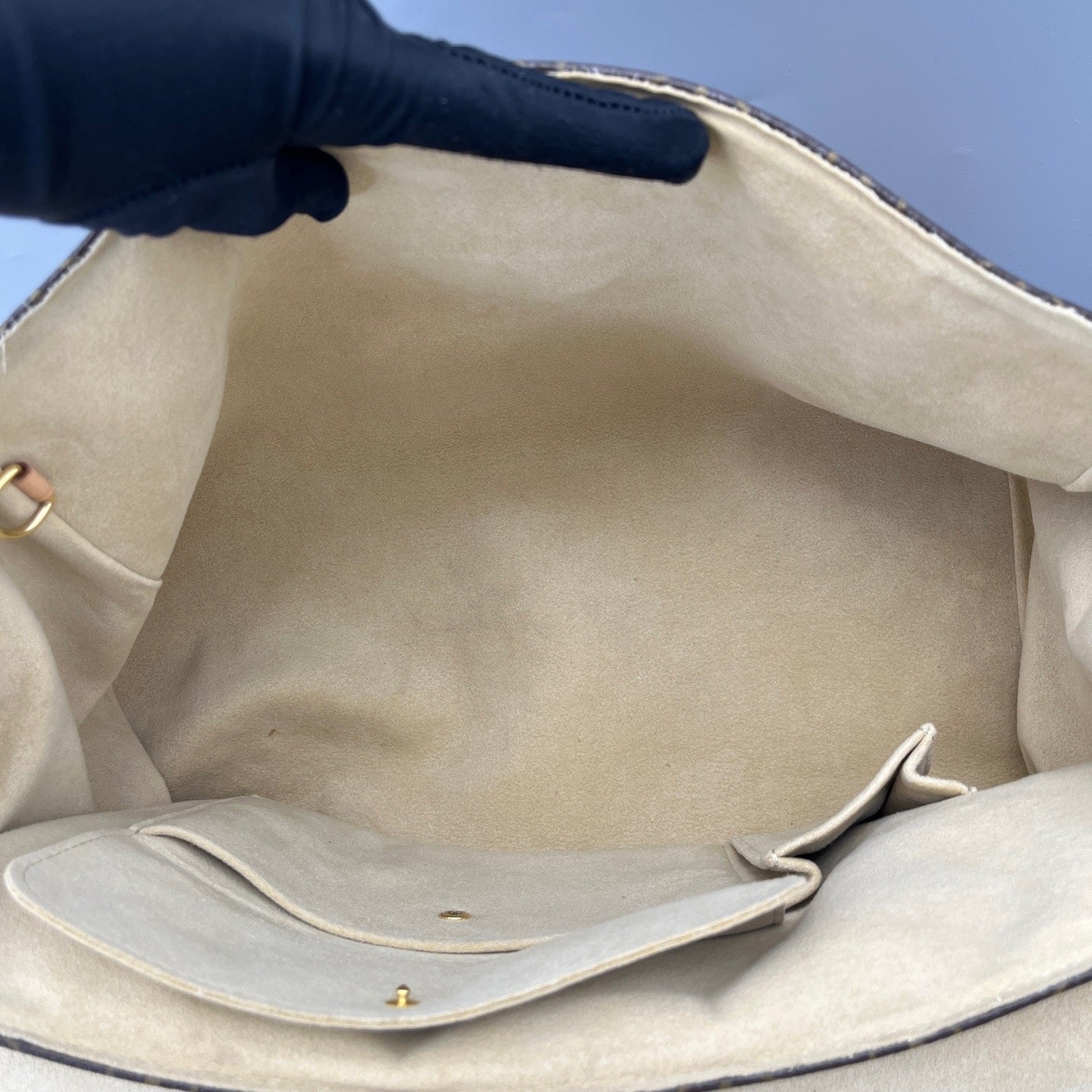 Louis Vuitton - Golden Shield Handbag - Monogram coated canvas with Vachetta leather trim - Brown - (Medium)