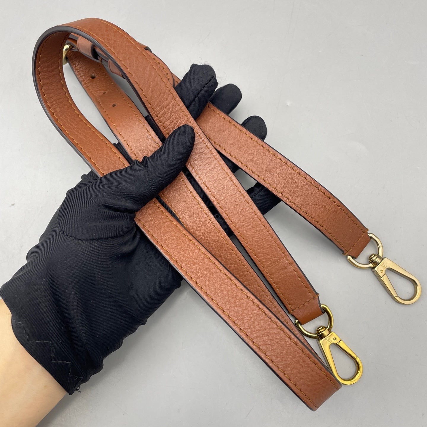 Louis Vuitton - Pallas-style Satchel - Coated canvas with leather trim - Brown - (Small)