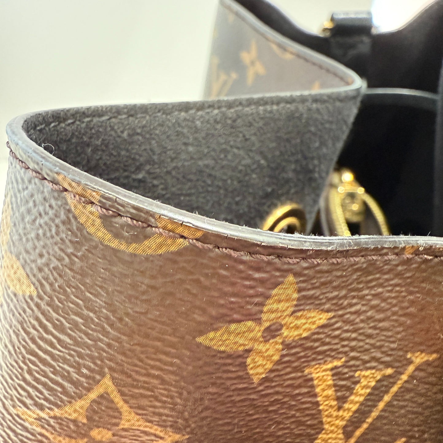 Louis Vuitton - NéoNoé MM - Monogram coated canvas with leather trim - Brown - (medium)