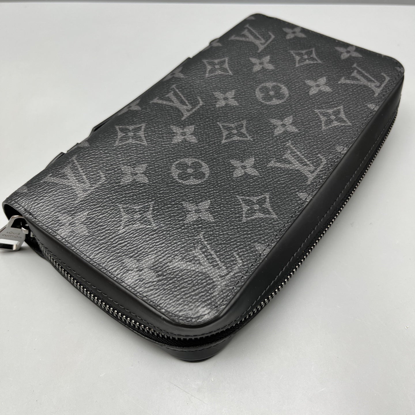 Louis Vuitton - Zippy XL Organizer Wallet - Monogram Eclipse coated canvas with leather trim and lining - Black - (Medium)
