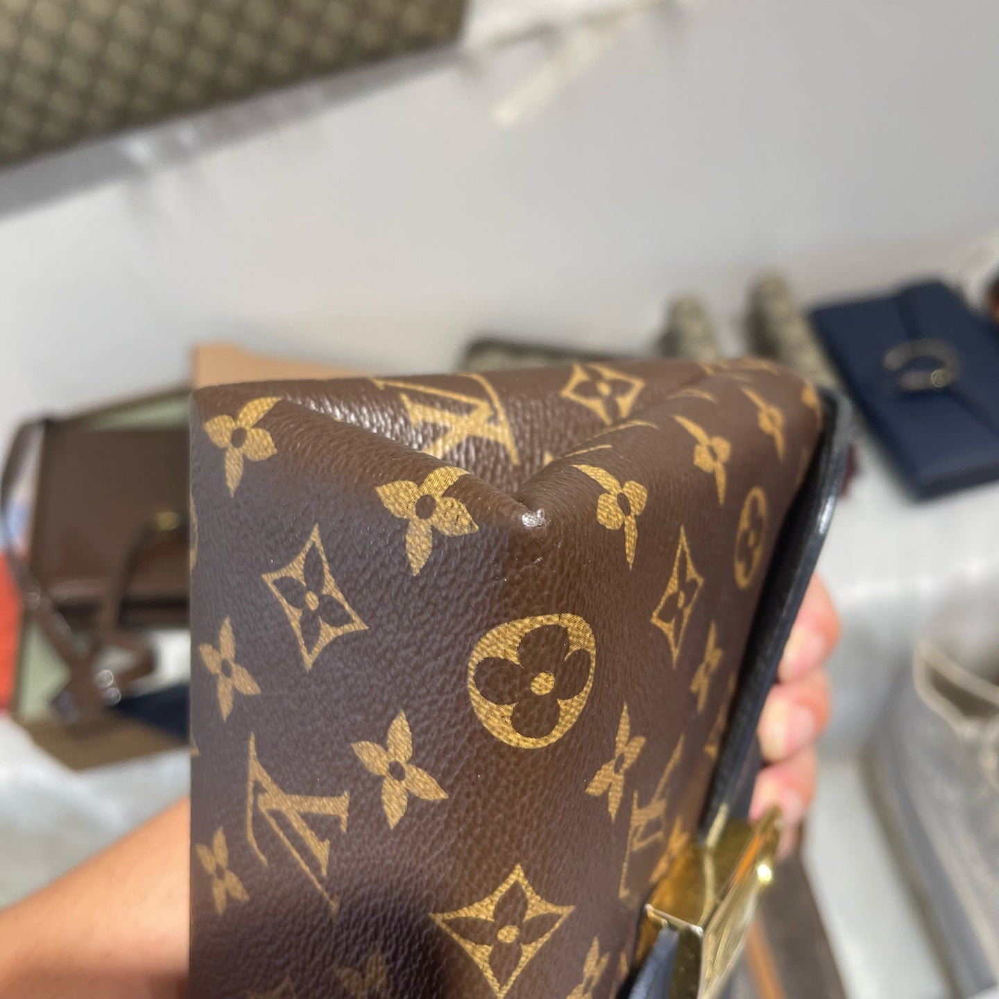 Louis Vuitton - Pallas Compact Top Handle Bag - Monogram canvas with grained leather trim - Monogram Brown with Black Trim - (Mini)
