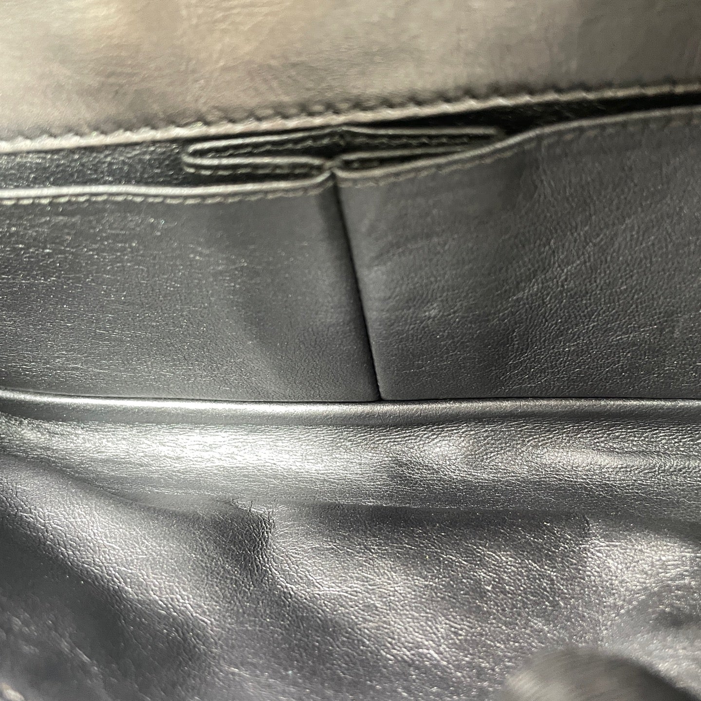 Chanel - 2.55 Flap Baguette - Pearlescent cowhide leather - Silver - (small)