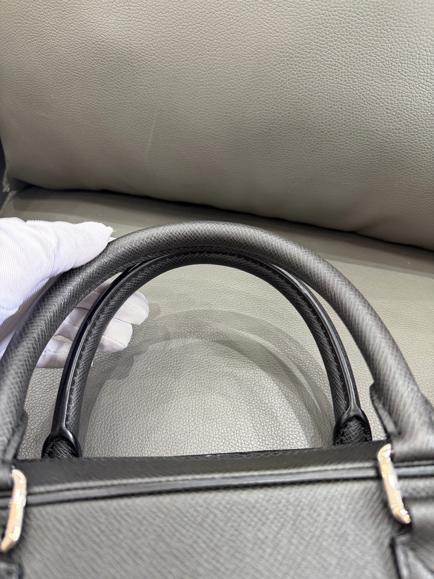 Louis Vuitton - Briefcase - Calfskin leather - Black - (Large)