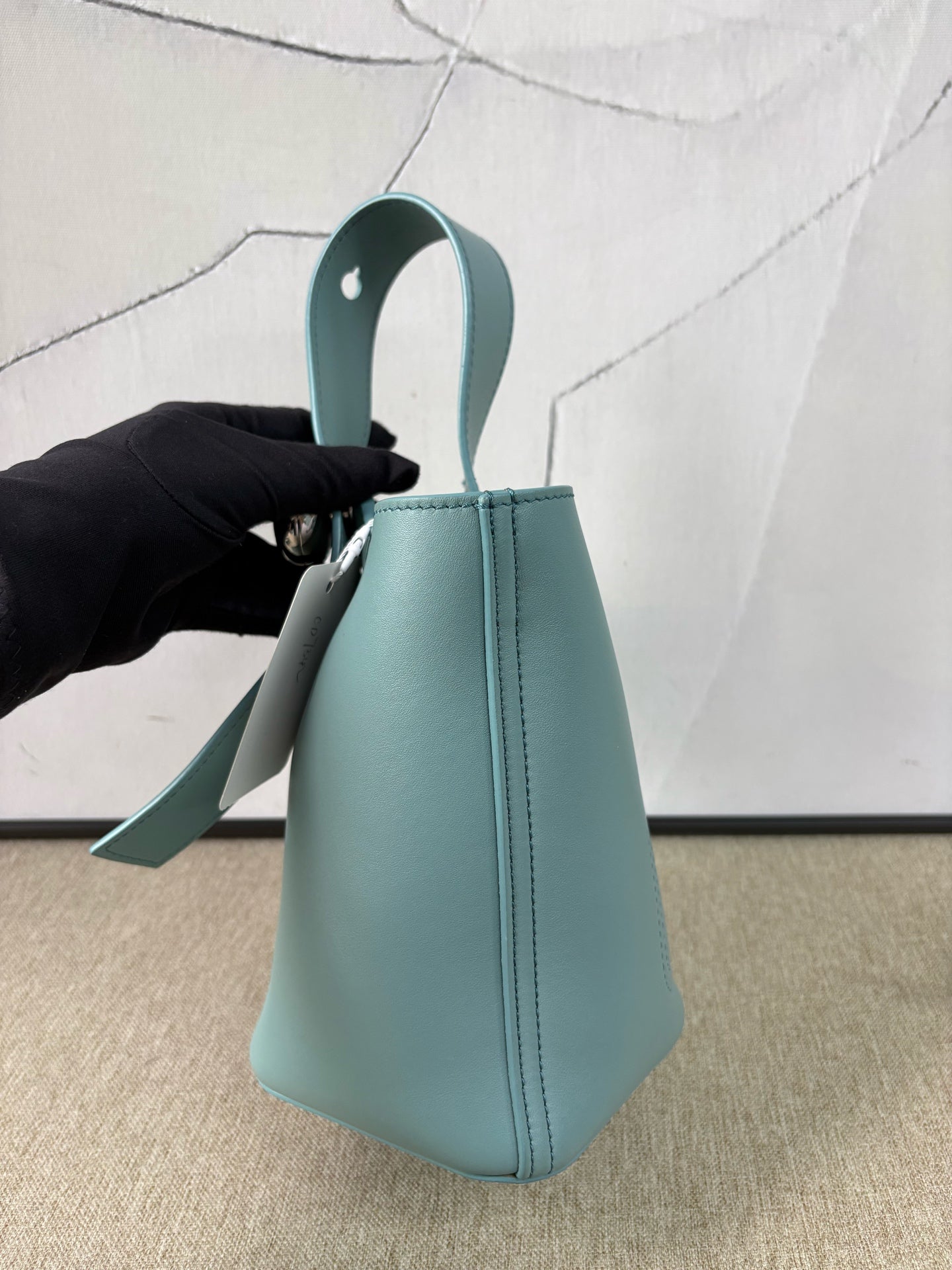 Loewe - Pebble Bucket Bag - Smooth calfskin leather - Light Blue - (mini)