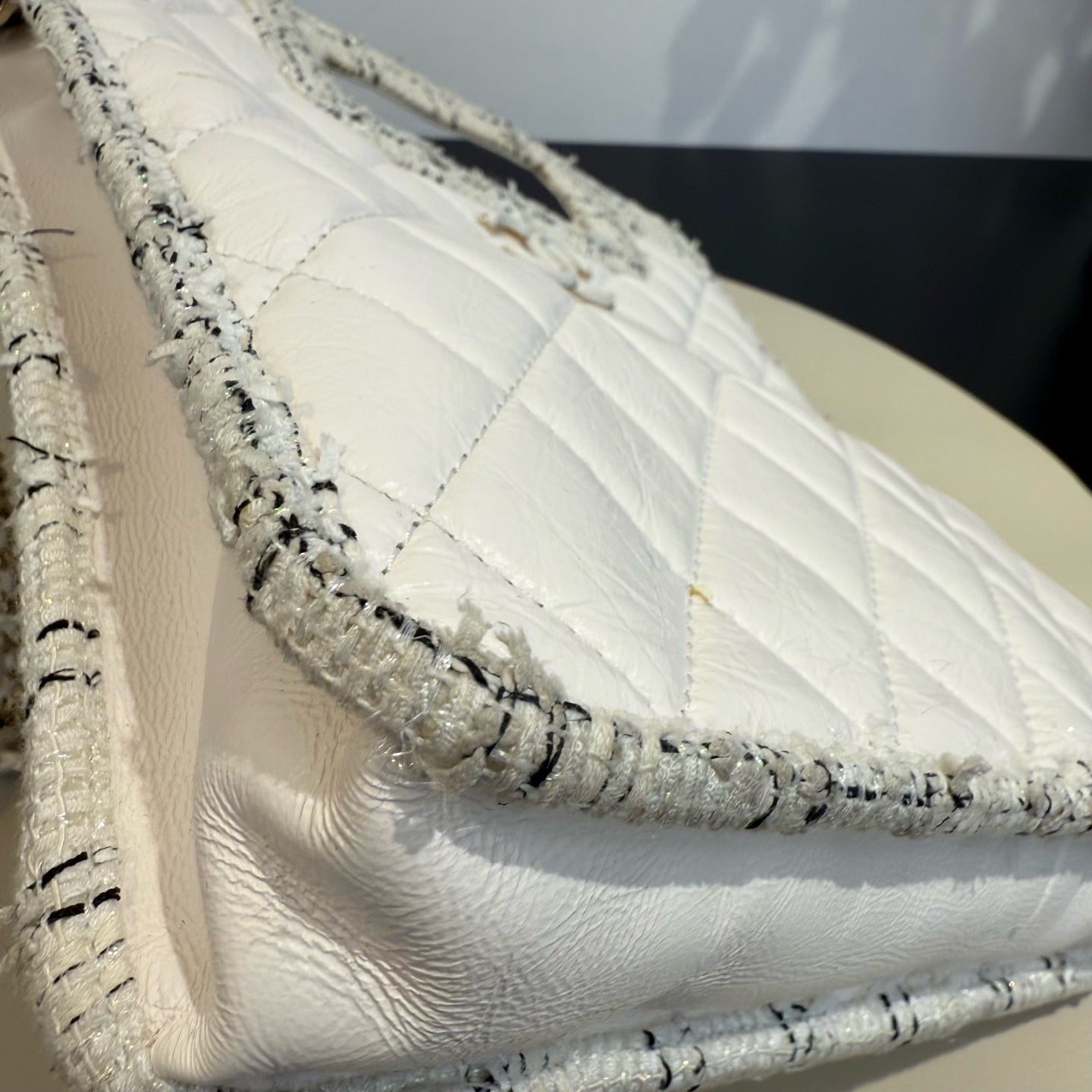 Chanel - Quilted Shopping Tote with Tweed Trim - Cowhide leather - White - (Small)