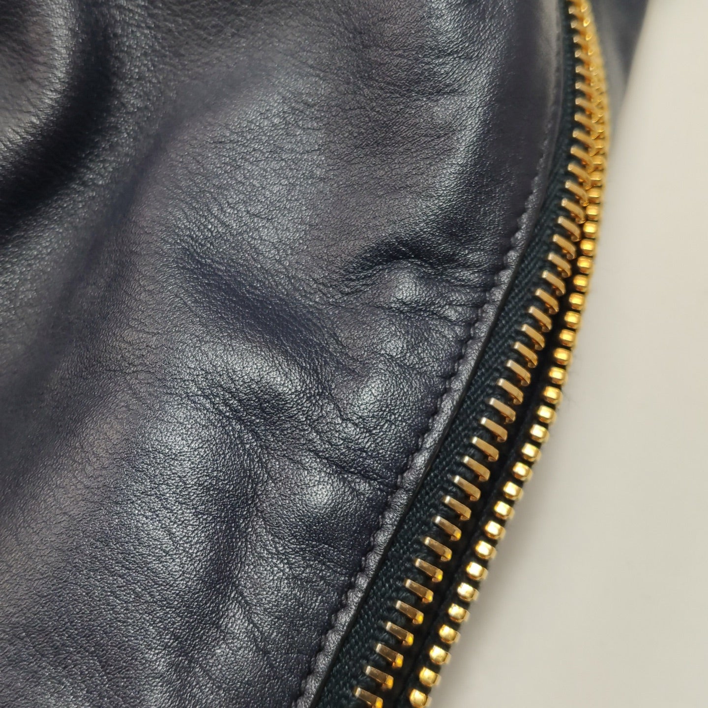 Prada - BN1713 - Cowhide leather - Navy - (large)