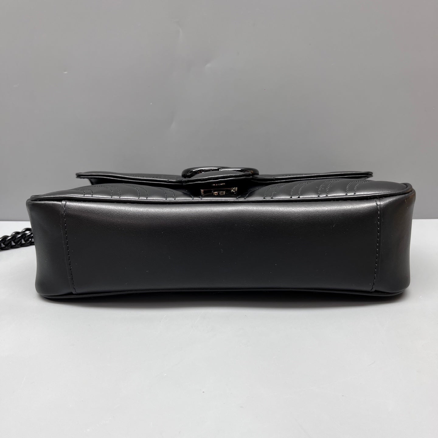 Gucci - GG Marmont Matelassé Shoulder Bag - Leather - Black - (medium)