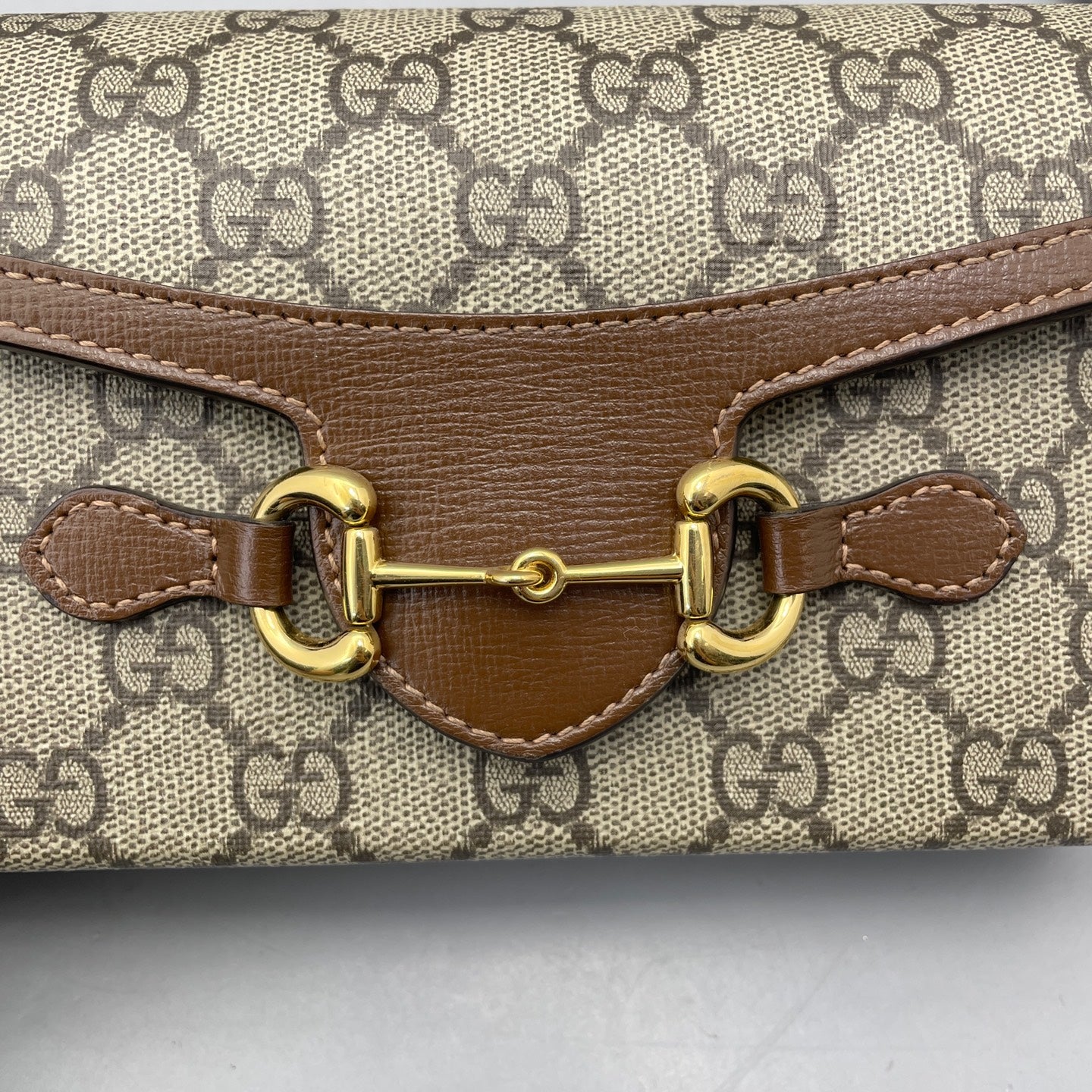 Gucci - Horsebit 1955 Camera Bag - GG Supreme canvas with leather trim - Beige and Brown - (mini)