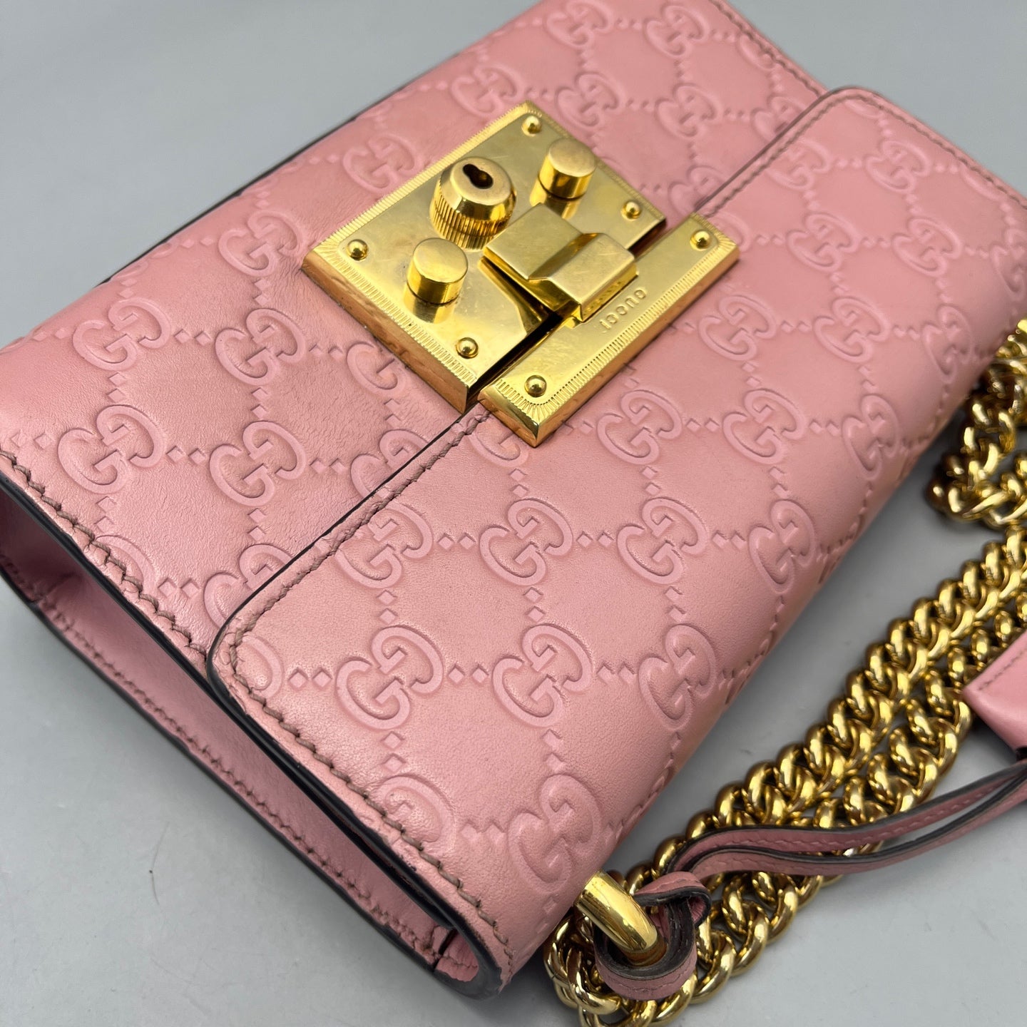 Gucci - Padlock Shoulder Bag - Leather - Pink - (mini)