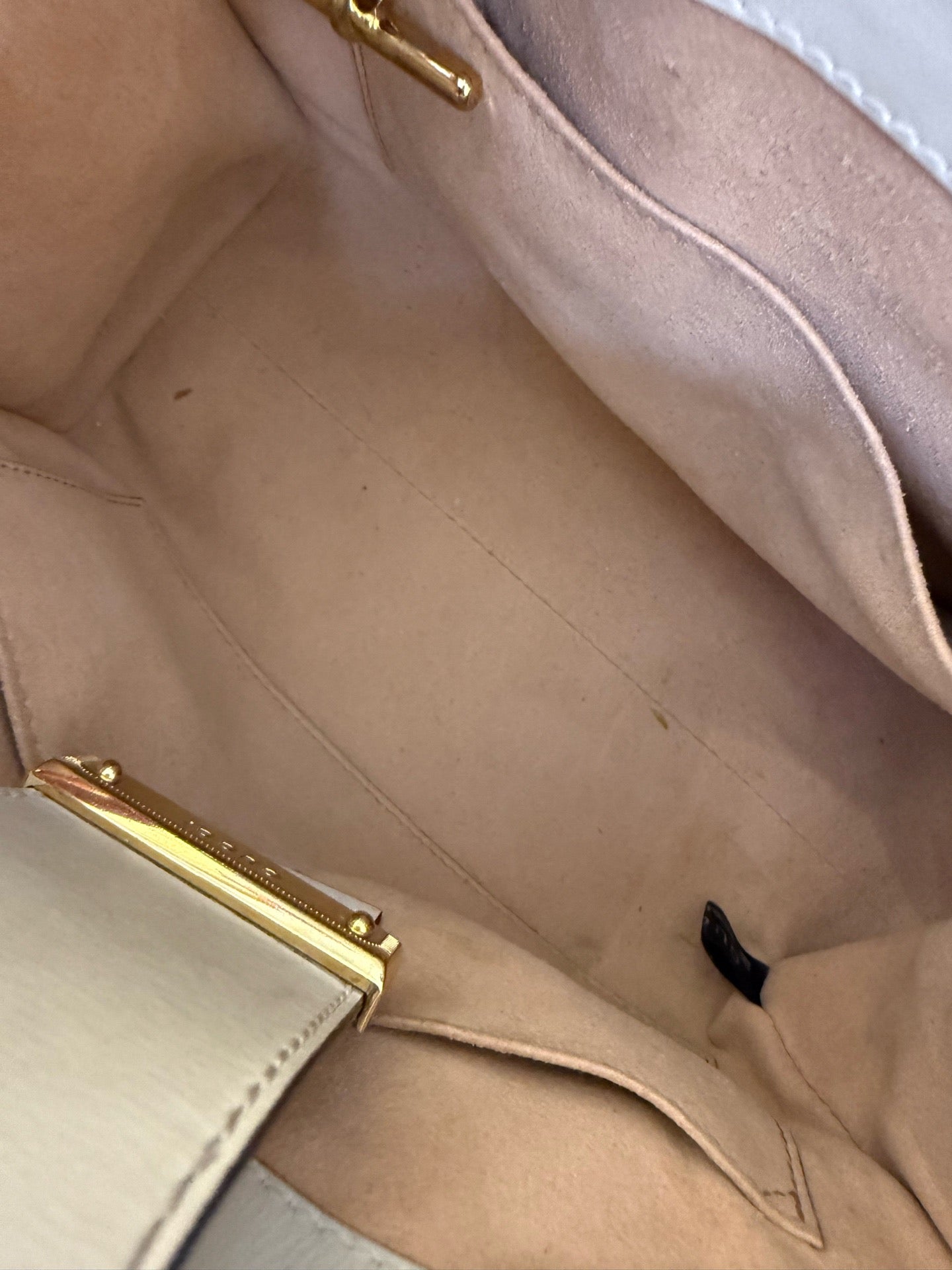 Gucci - Padlock - GG Supreme coated canvas with leather trim - Beige - (Small)