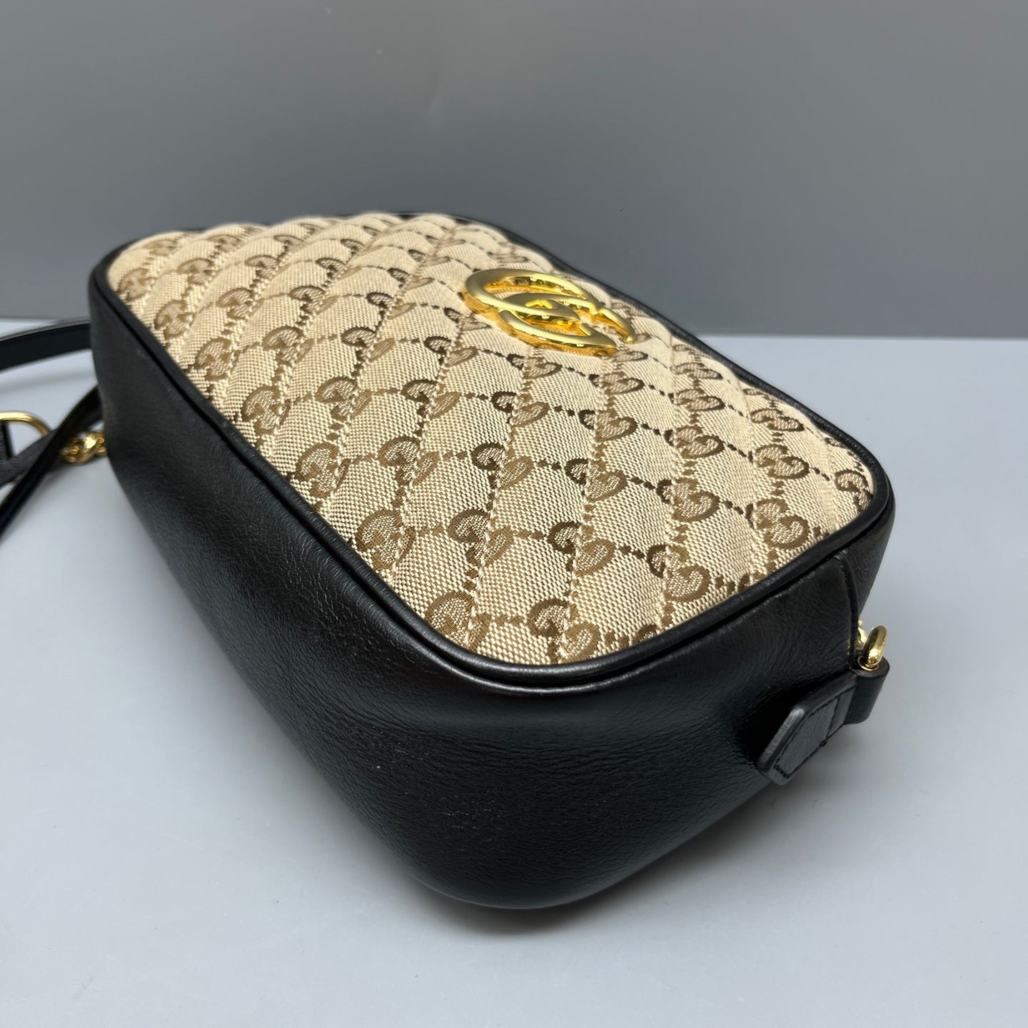 Gucci - GG Marmont Camera Bag - GG Monogram Canvas with Leather Trim - Multicolour - (Small)