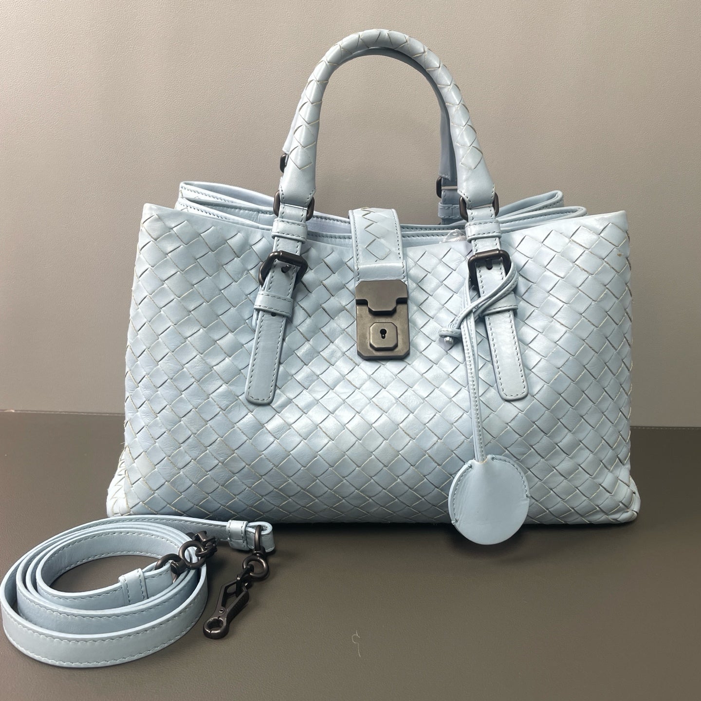 Bottega Veneta - Roman Woven Handbag - Leather - Light Blue - (medium)