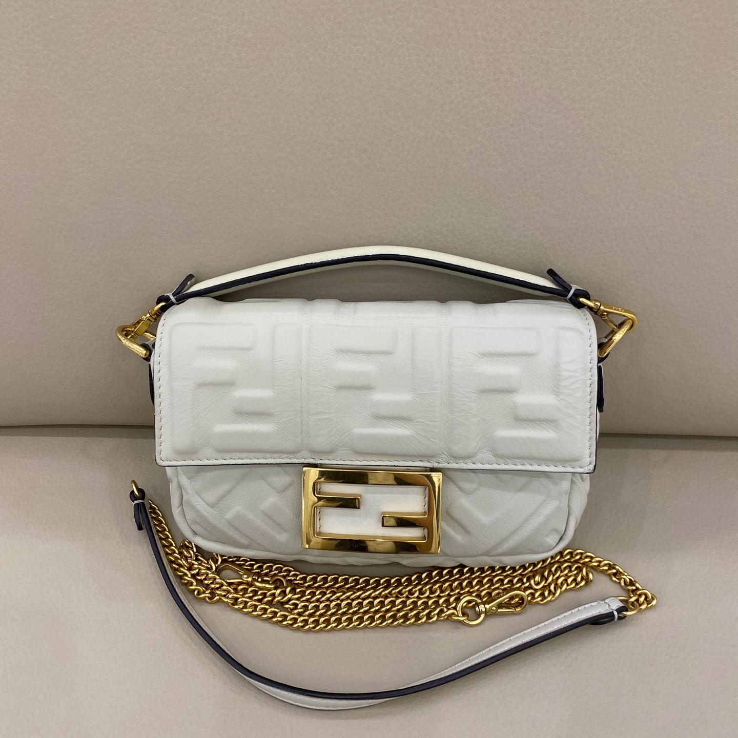 Fendi - Embossed Baguette Mini - Leather - White - (mini)